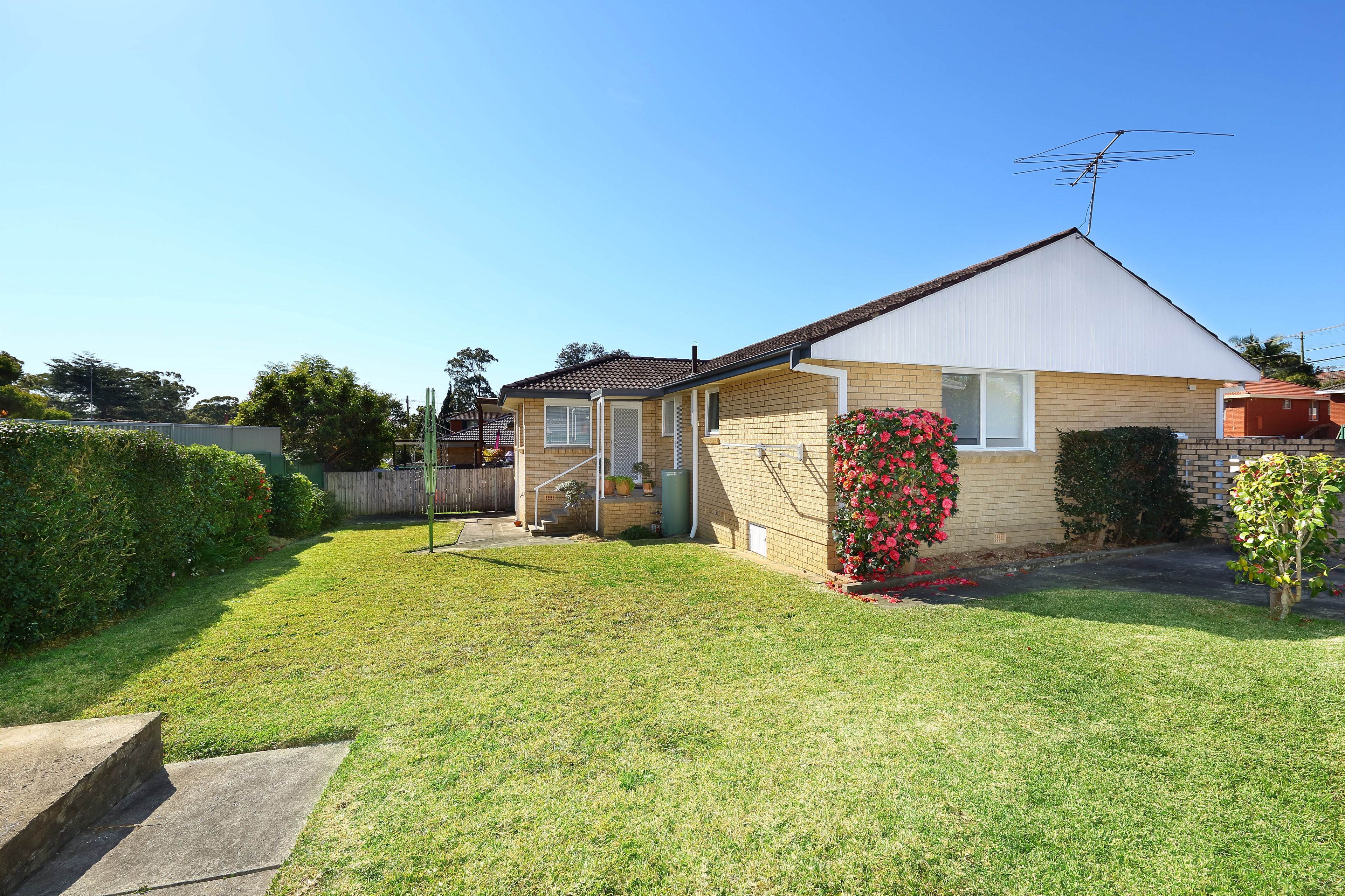 6 David Place, Peakhurst, NSW 2210