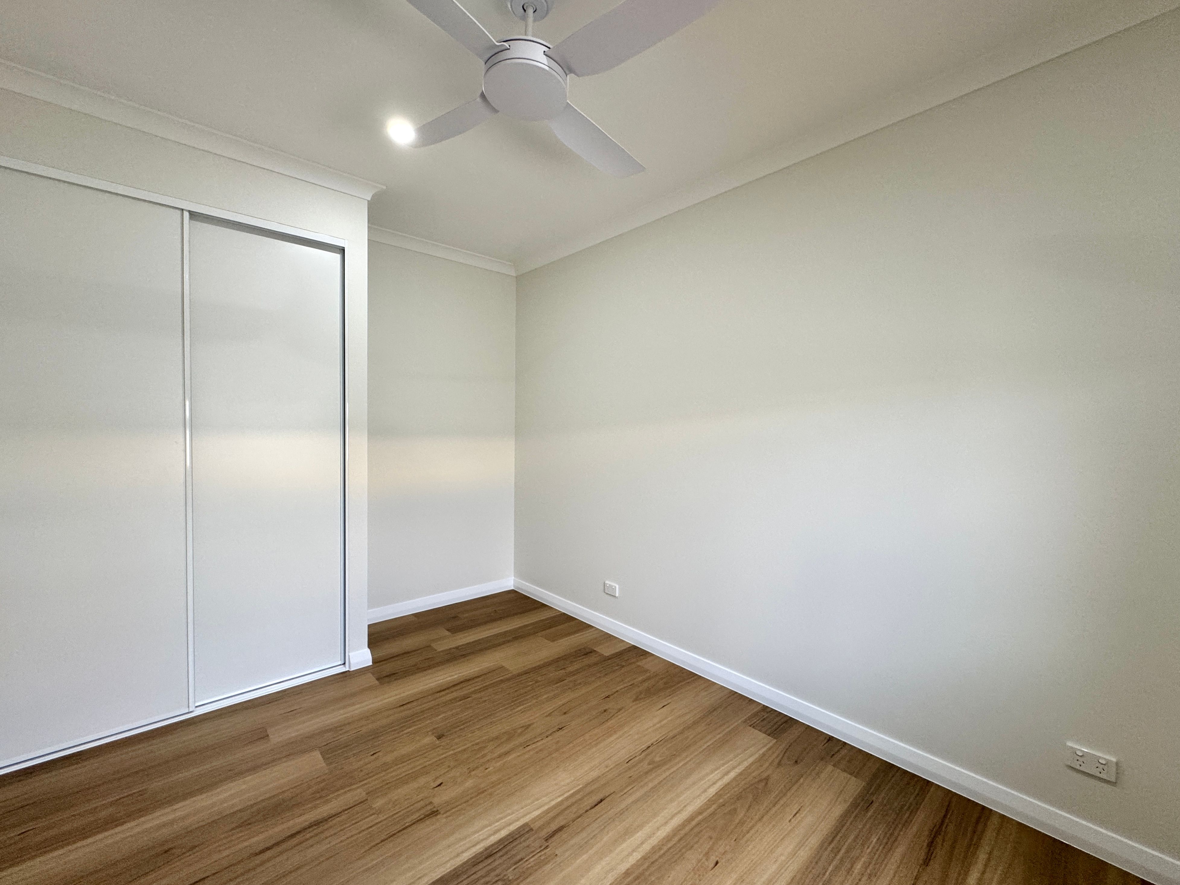 20 Wrasse Crescent — photo 16 of 30