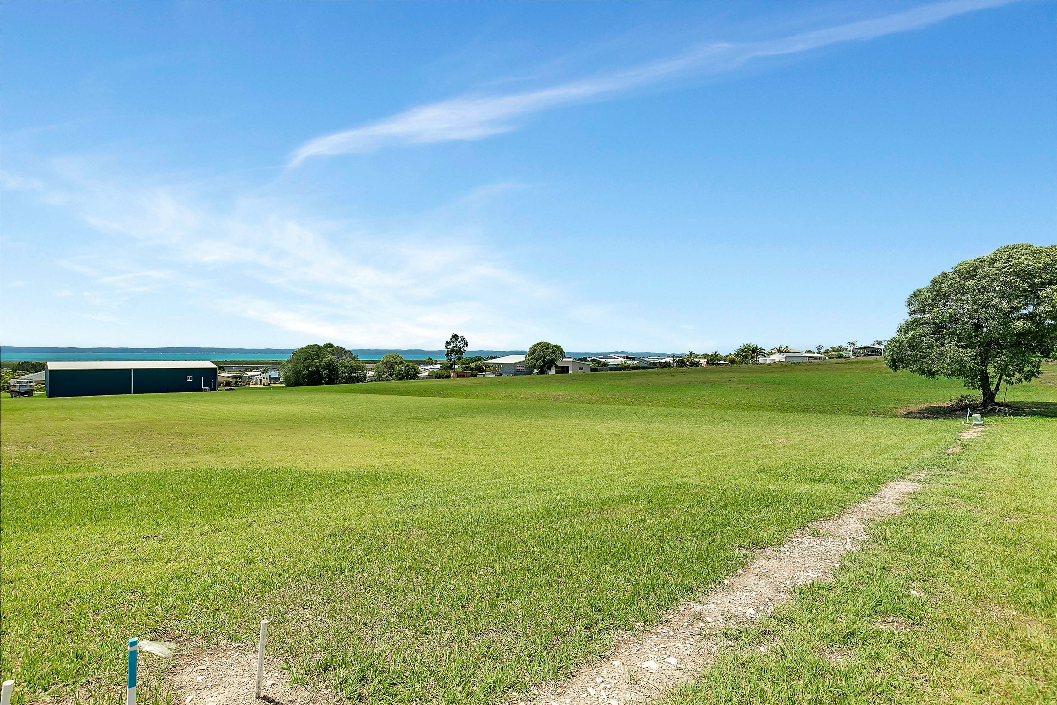 11 Windjammer Circuit, River Heads, QLD 4655