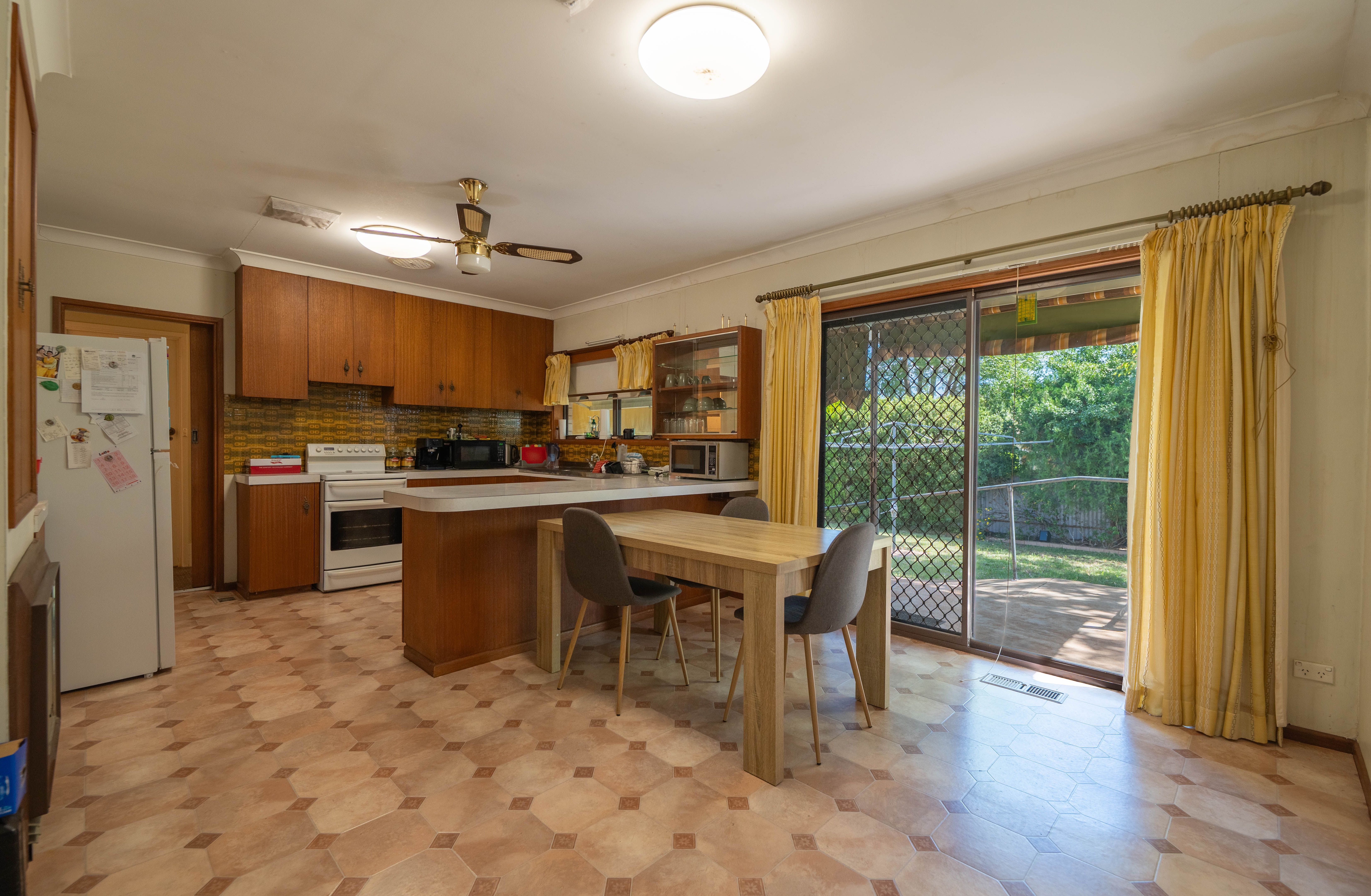 6 Blue Gum Street, Forbes, NSW 2871