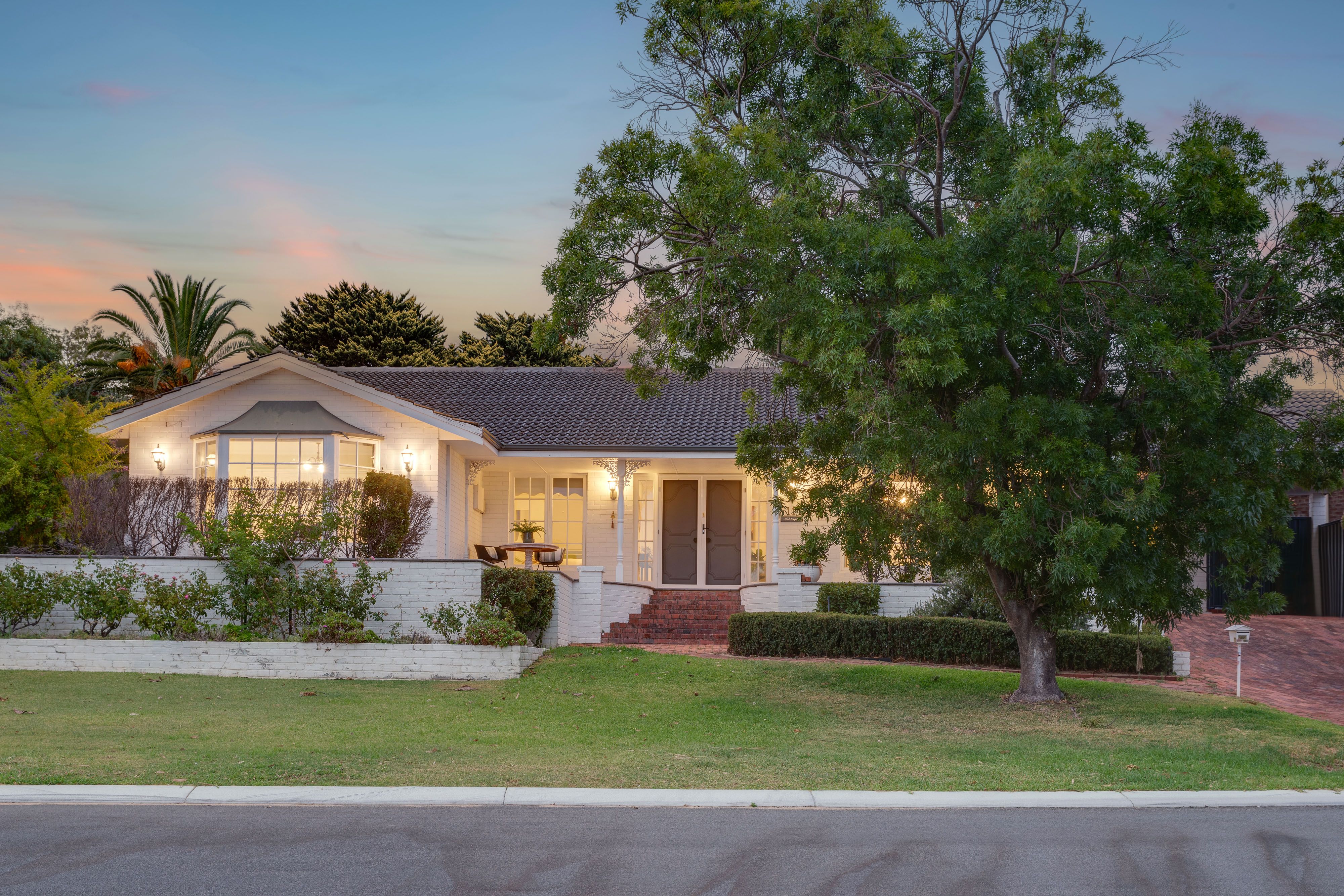 11 Eckford Way, Duncraig WA 6023