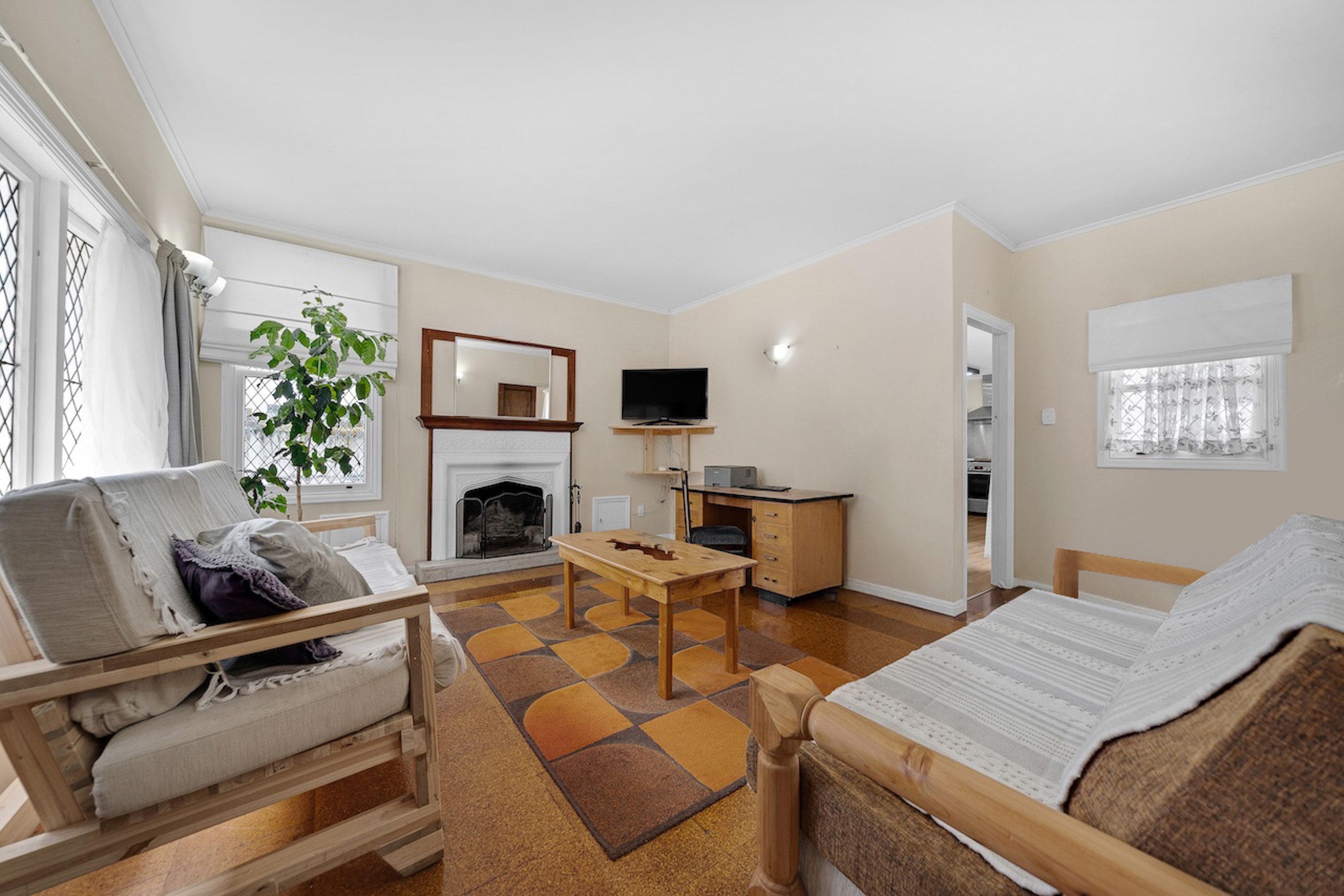 19 Paparoa Road, Cockle Bay, Manukau City