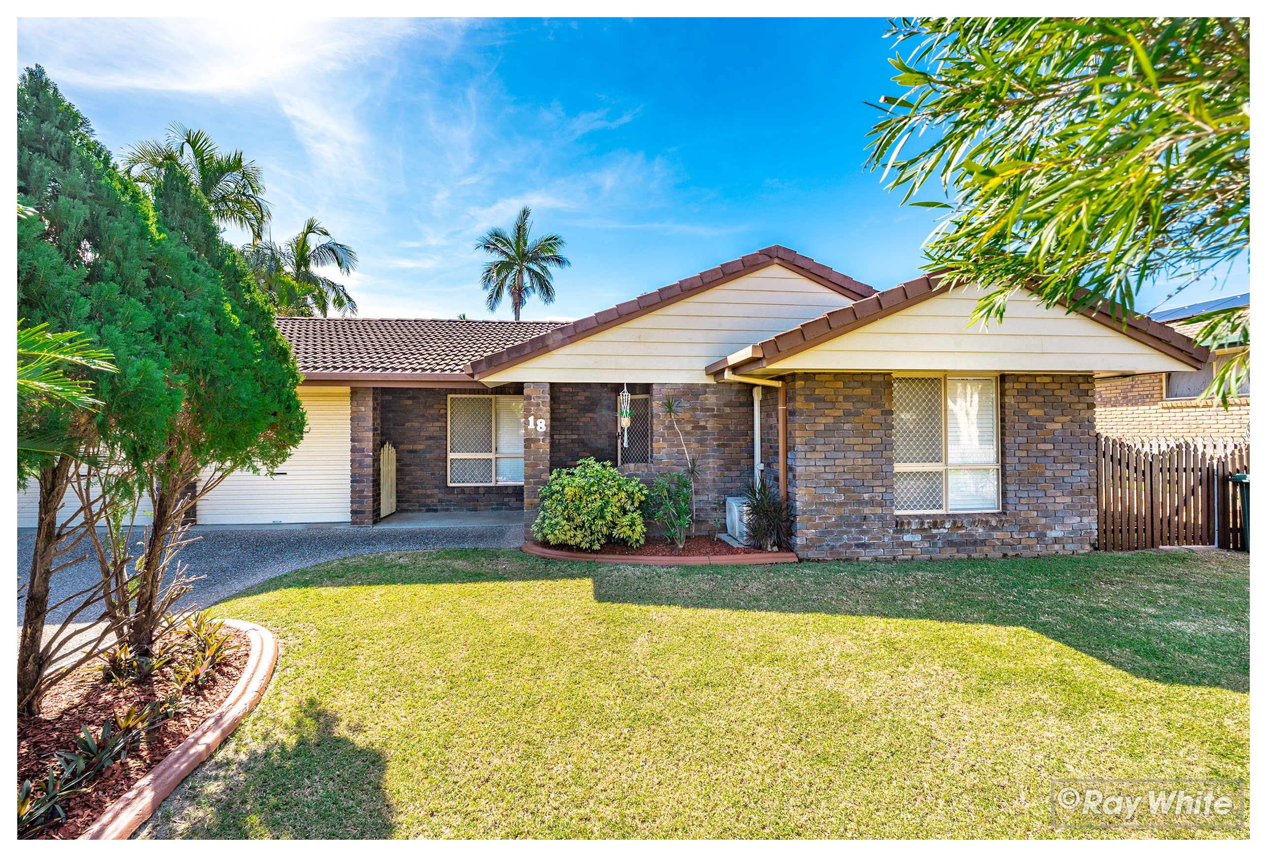 18 Hinton Street, Koongal, QLD 4701