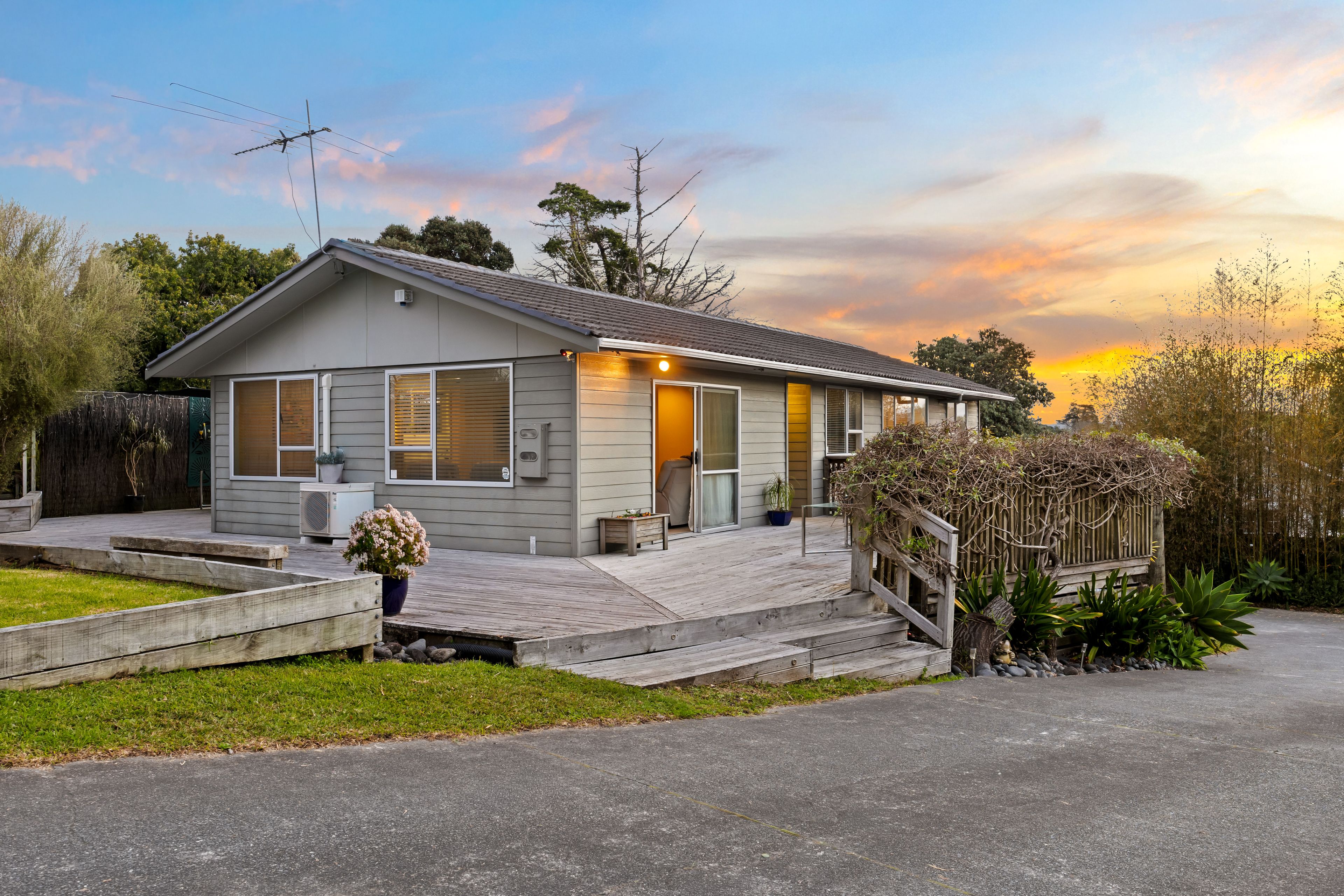 19 Pahi Place, West Harbour, Waitakere City