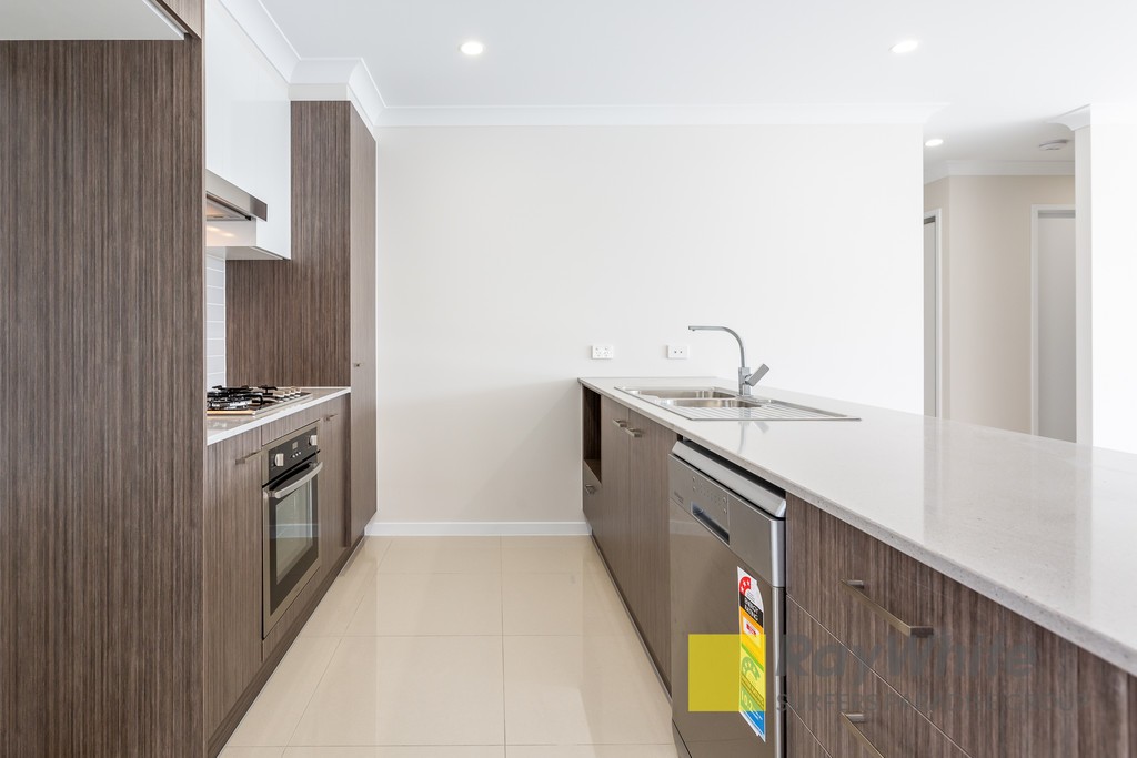 13 Howell Crescent, Pimpama, QLD 4209