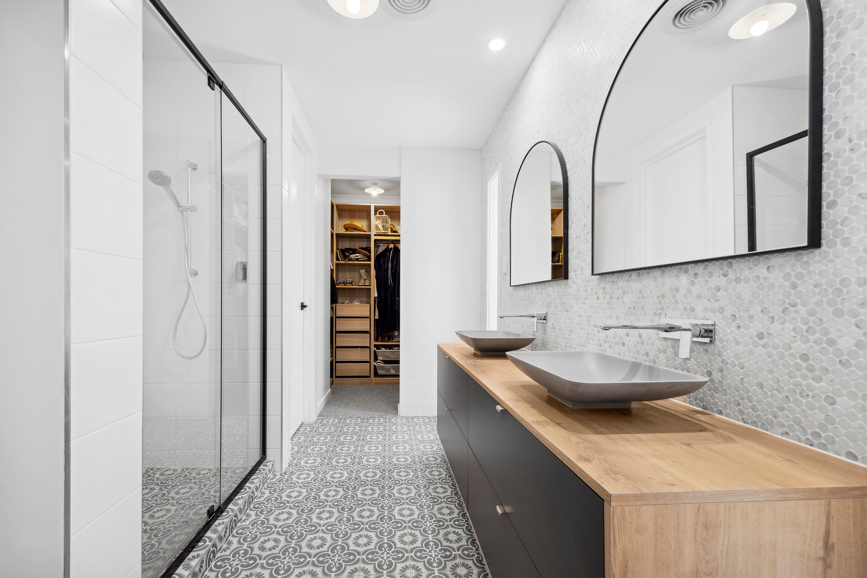 8 Brisbane Street — photo 3 of 12