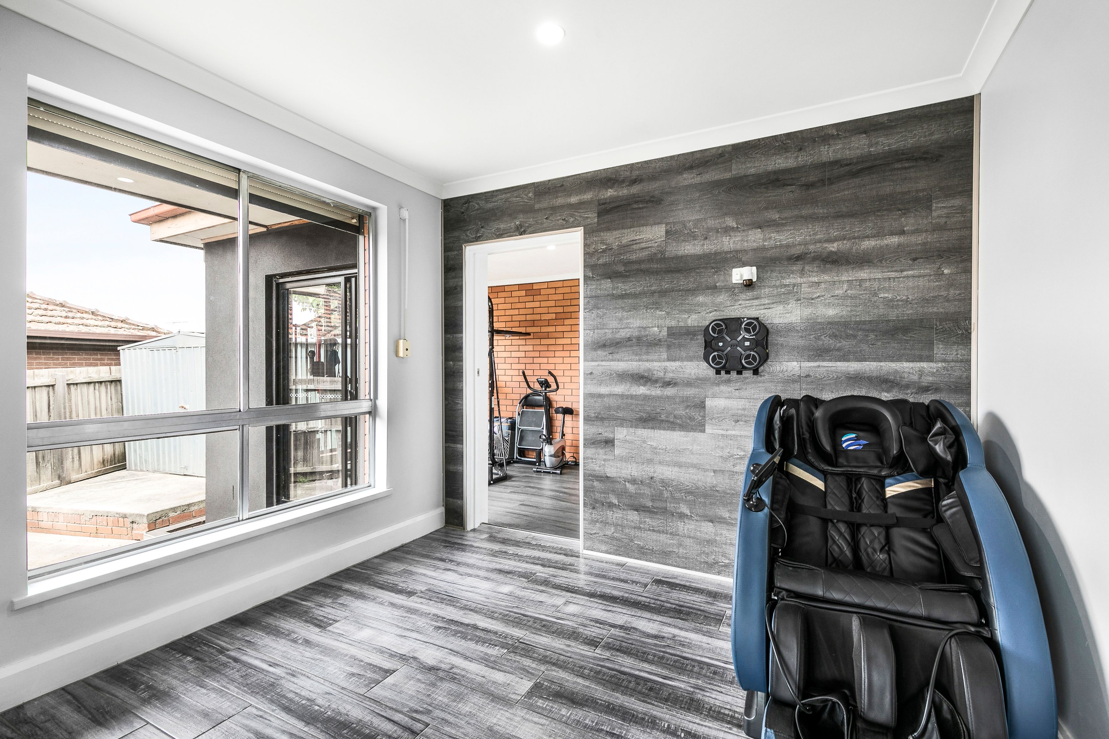 32 Chestnut Street — photo 12 of 15