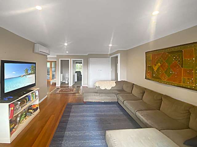 165 Kitchener Road photo 2