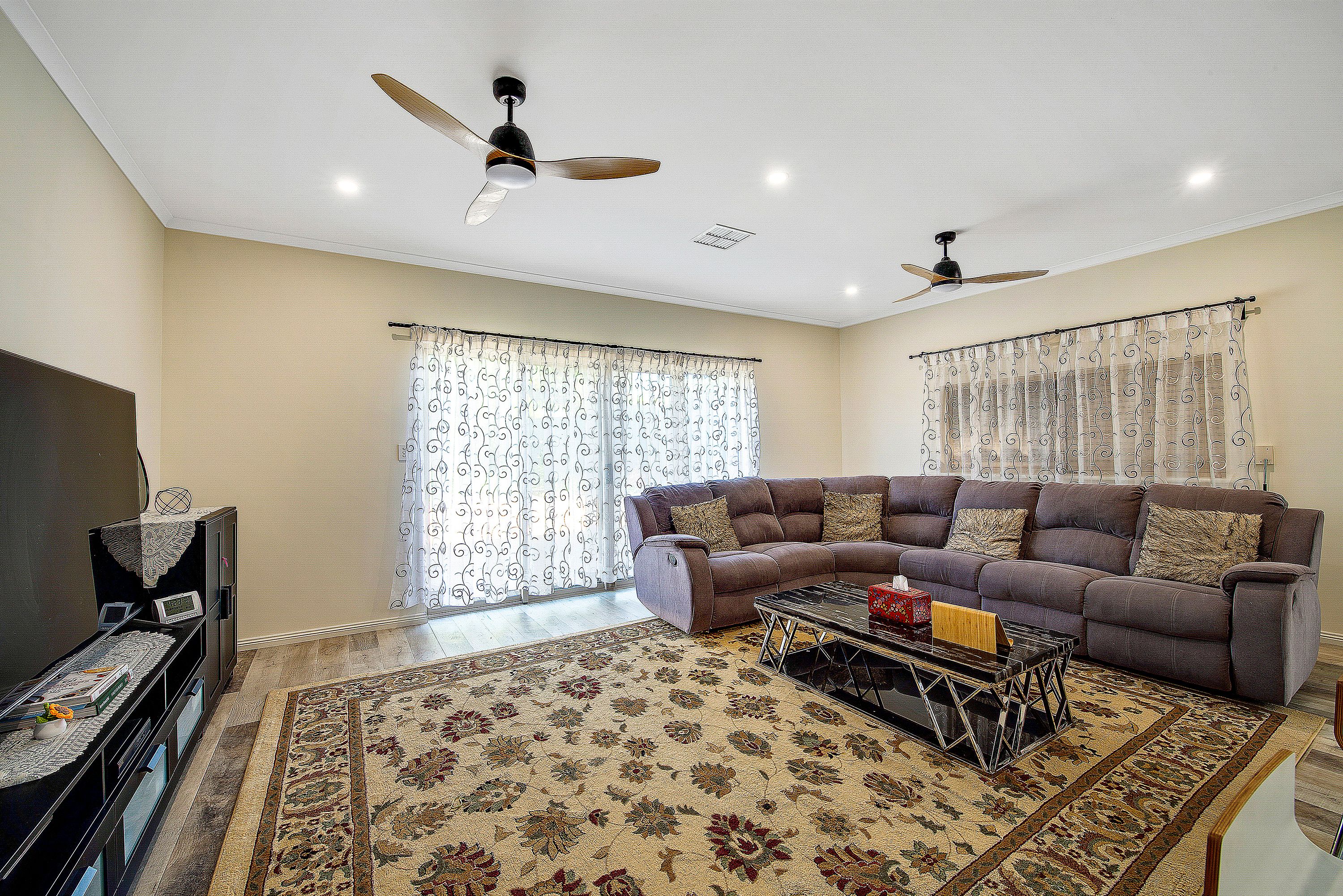 39B Hayles Road — photo 3 of 20