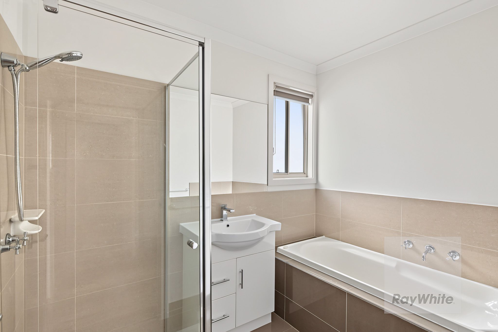 10 Erskine Way — photo 11 of 17