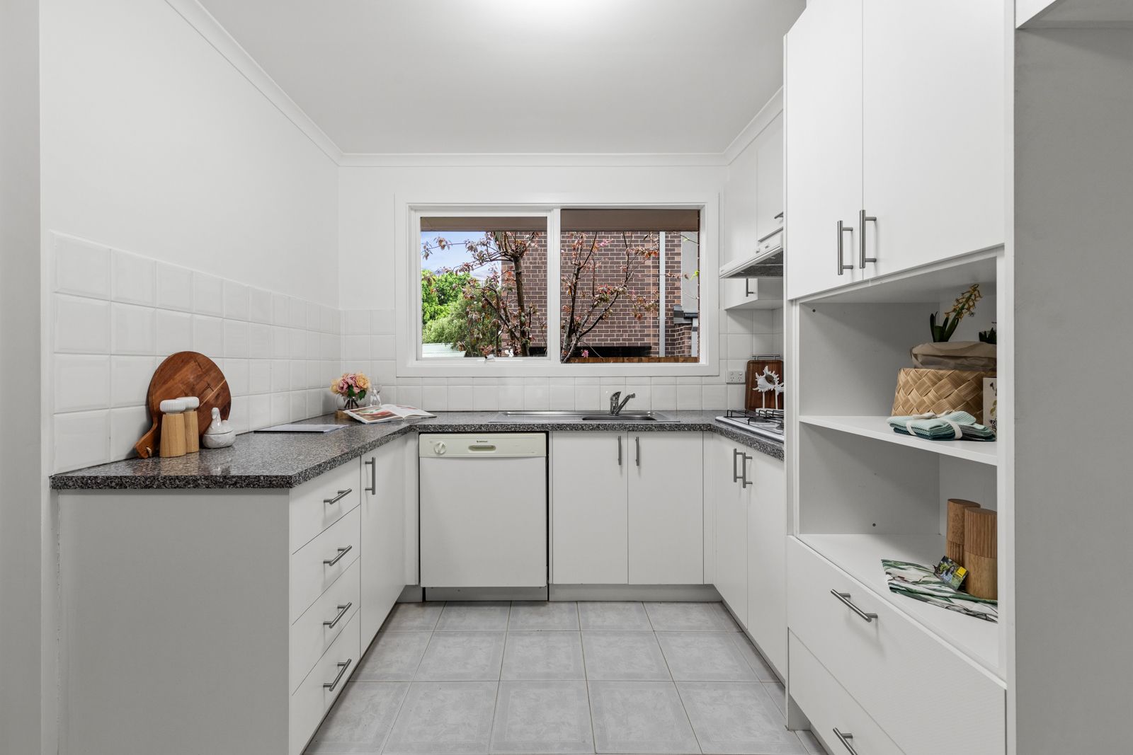 12 Heatherlea Court — photo 9 of 16