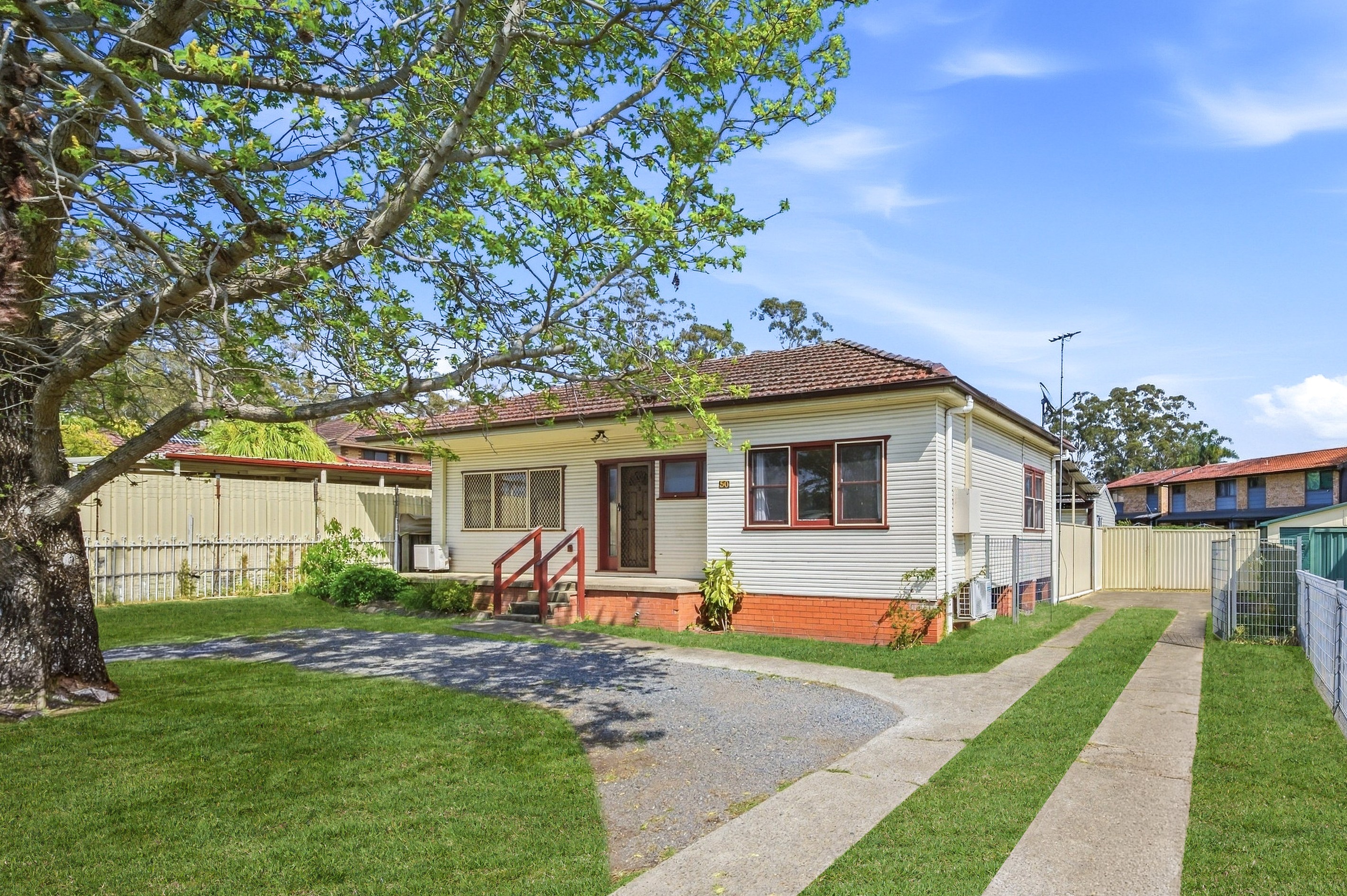 50 Harold Street, Macquarie Fields, NSW 2564