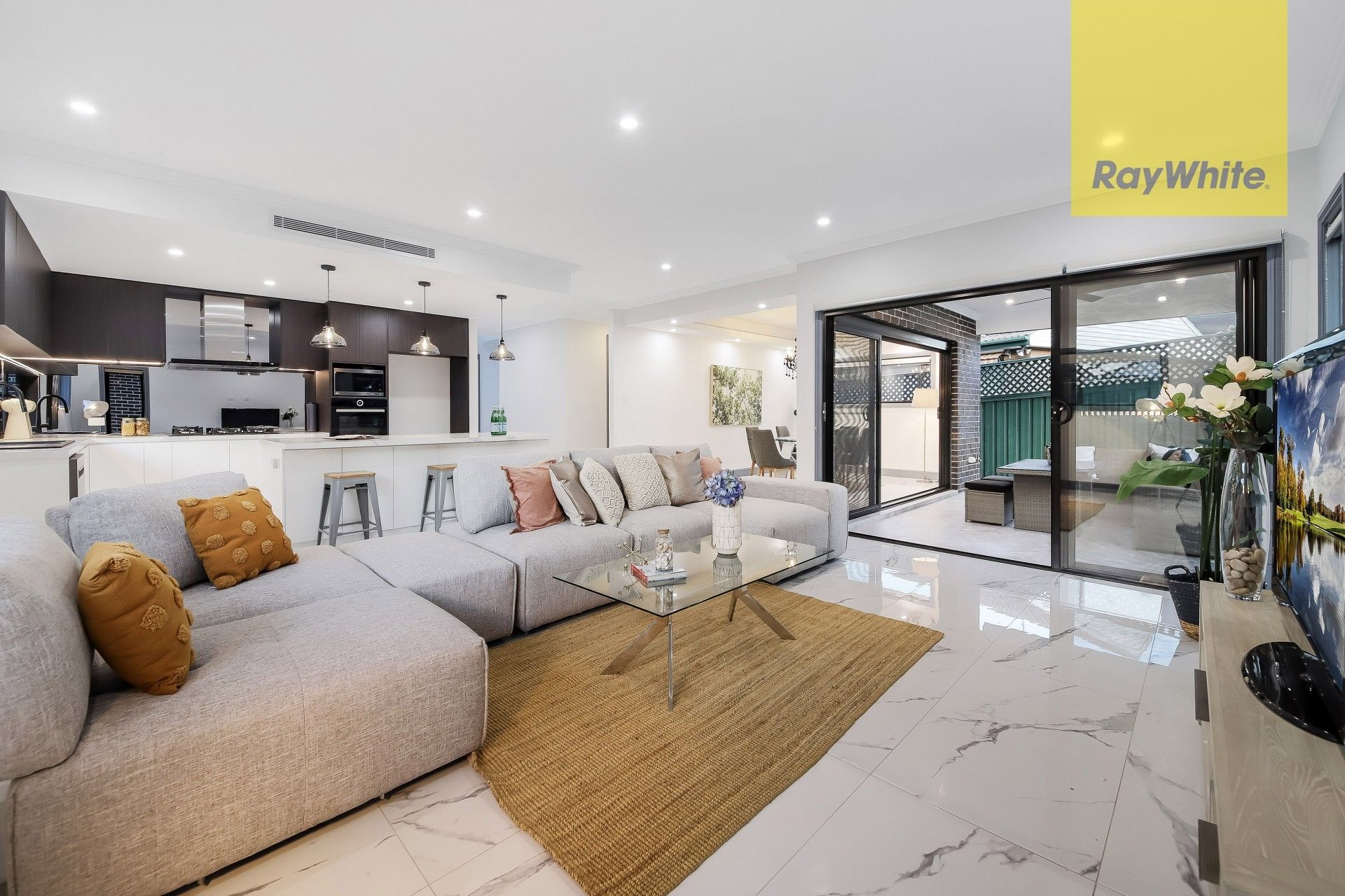 10 Gibbon Road, Winston Hills, NSW 2153