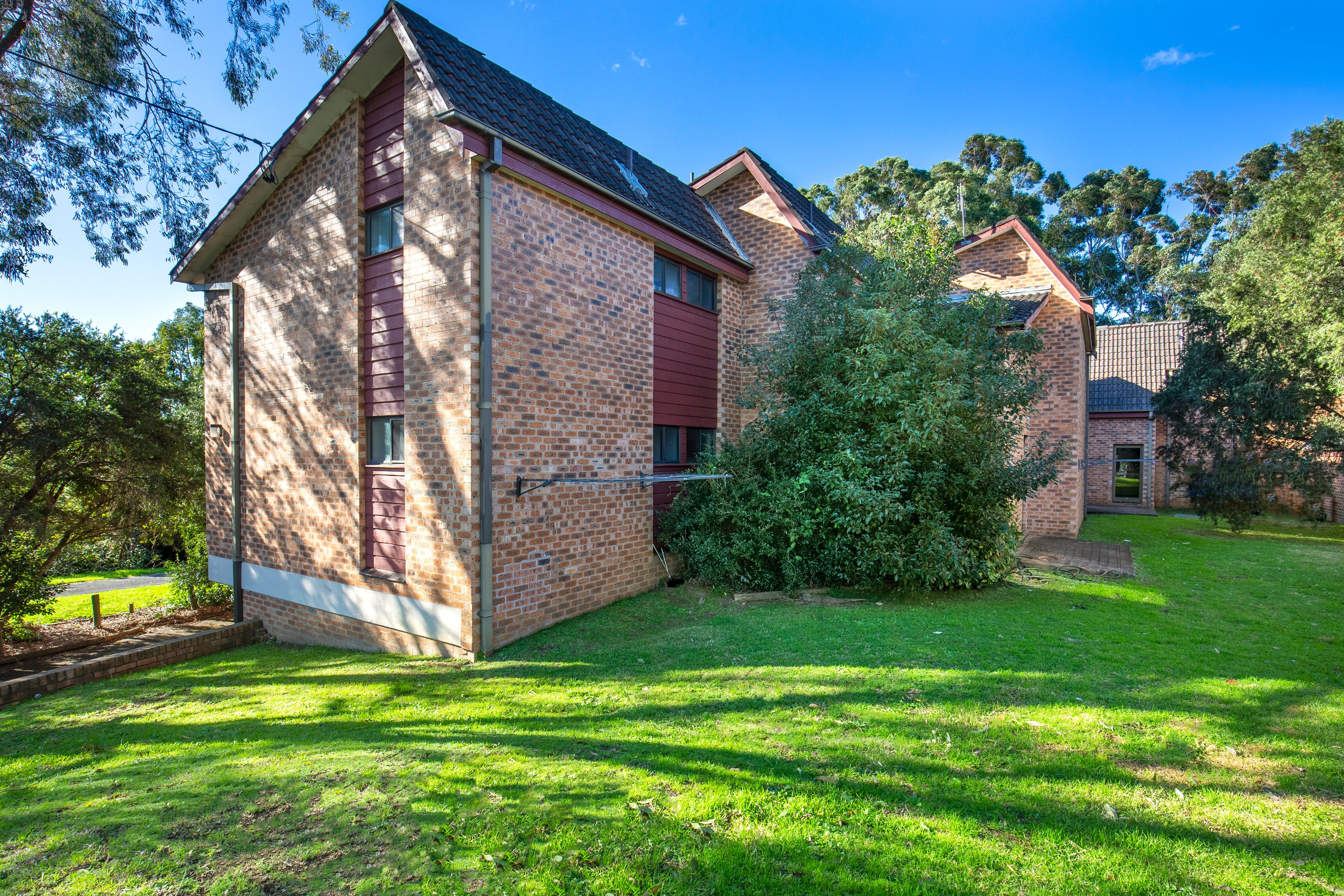 2 Brereton Street, Nowra NSW 2541