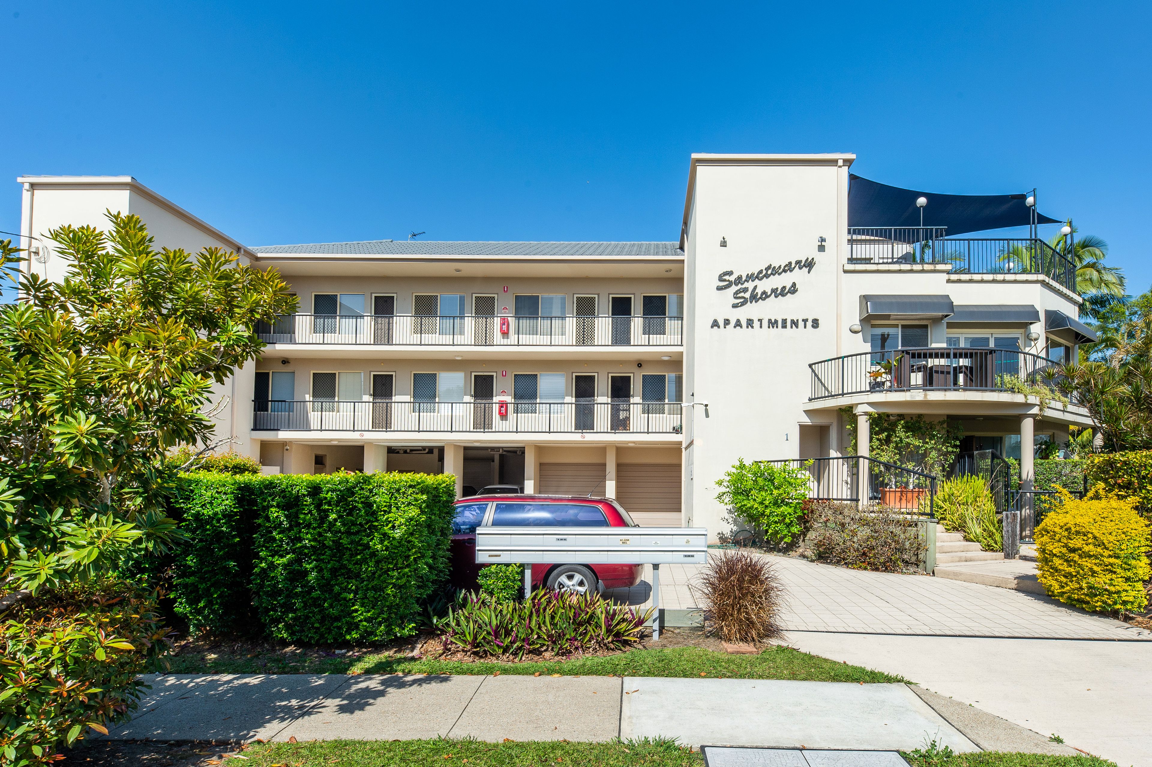1 Pinnaroo Street, Hope Island QLD 4212