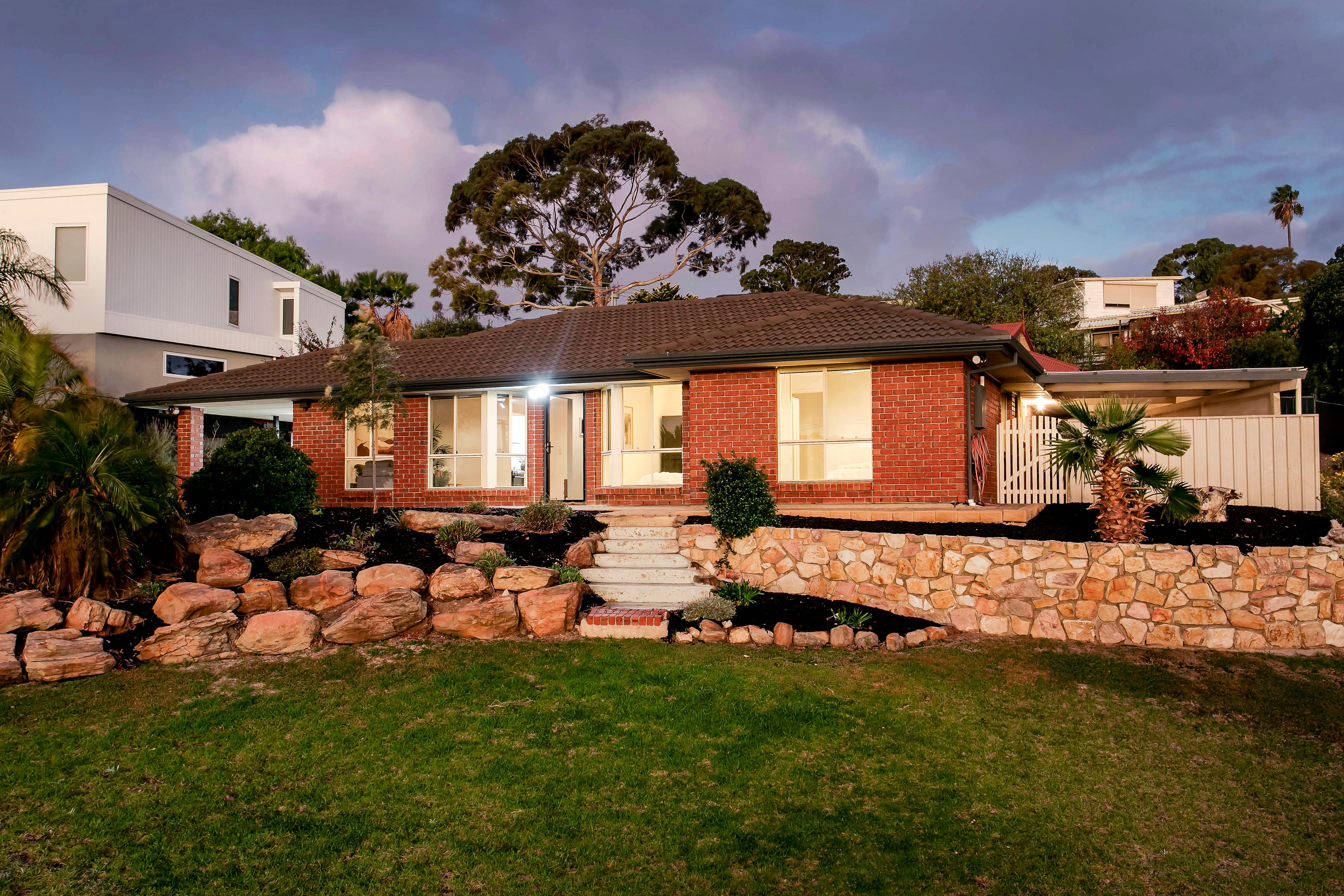 28 Dudley Crescent, Marino SA 5049