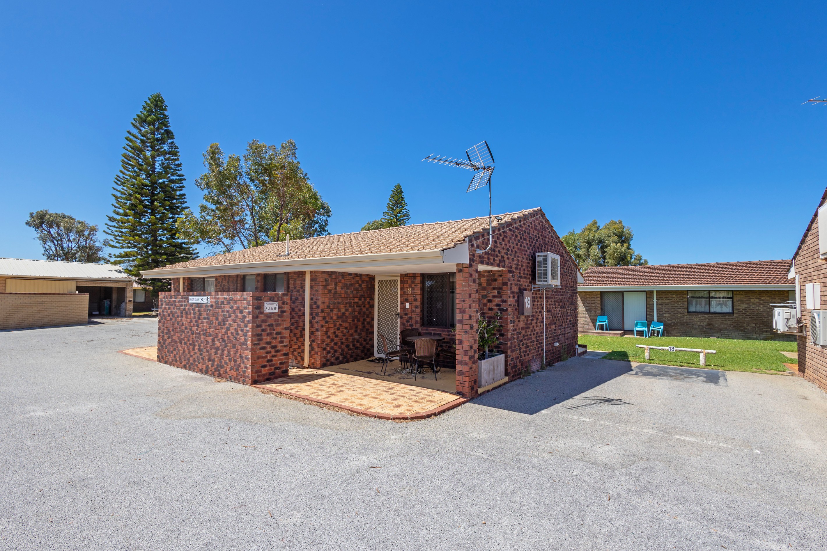 11/2 Casuarina Crescent, Jurien Bay, WA 6516