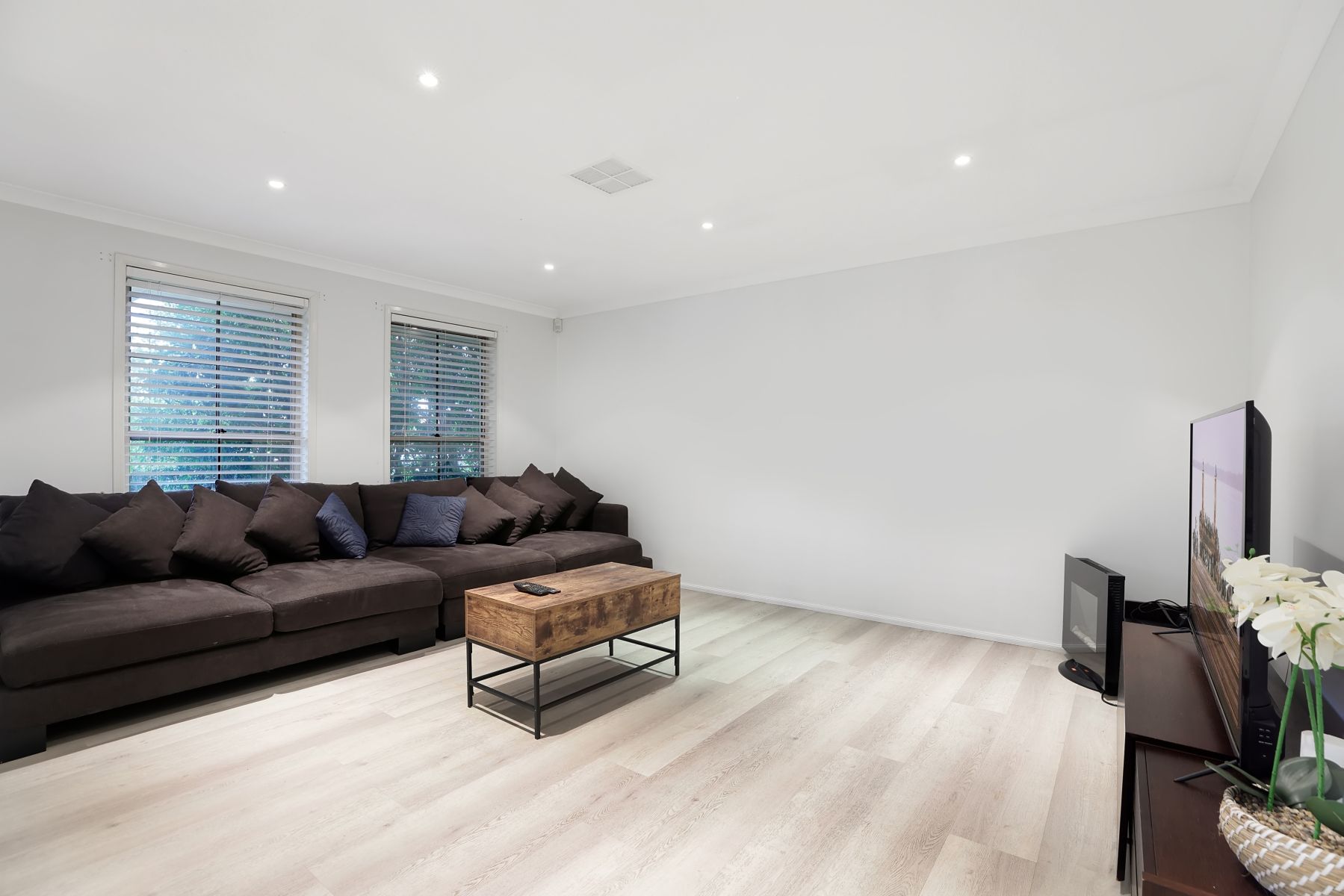 32 Torquay Terrace, Glenmore Park, NSW 2745