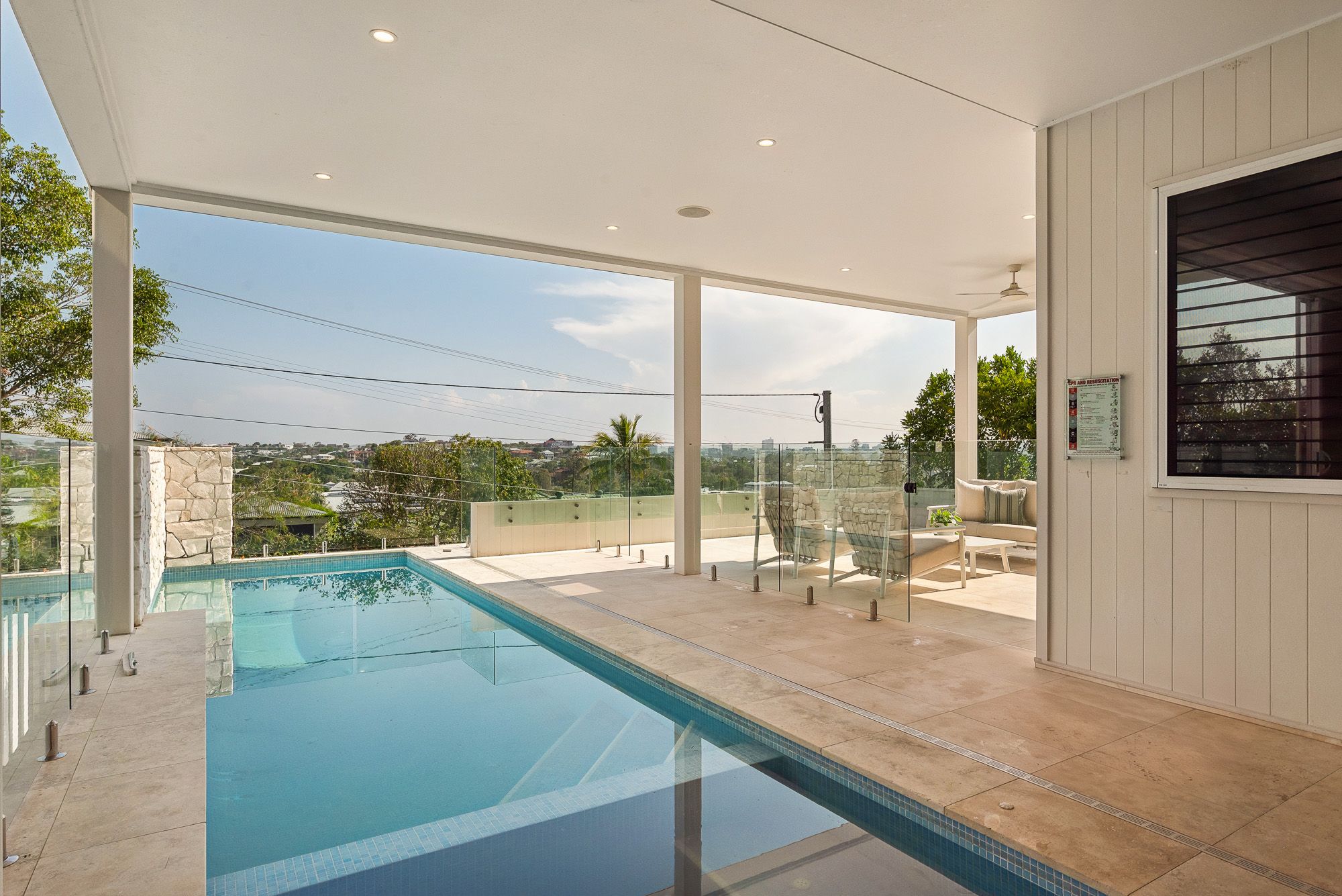44 Victoria Street — photo 4 of 30