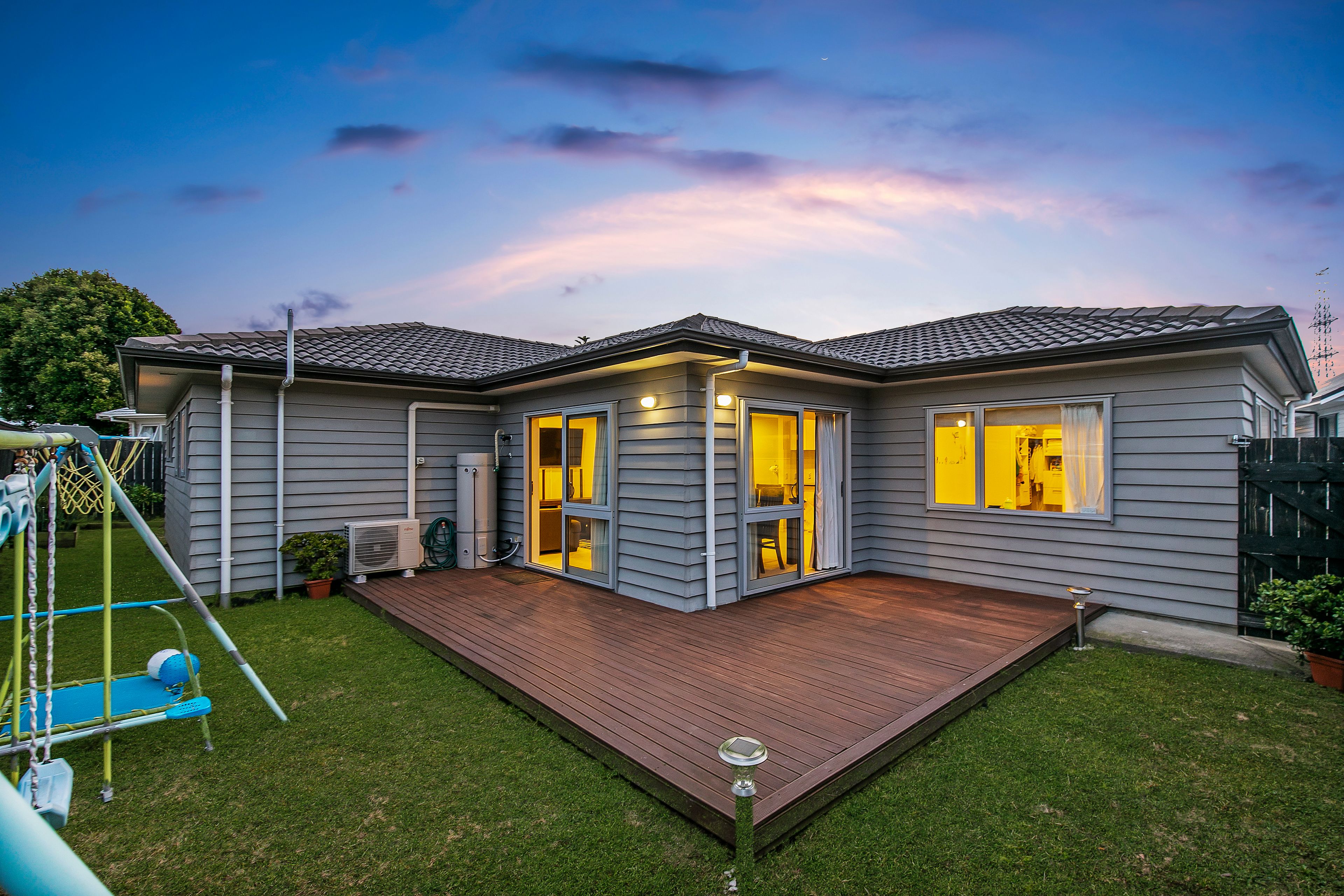 21A Edgewater Drive, Pakuranga, Manukau City