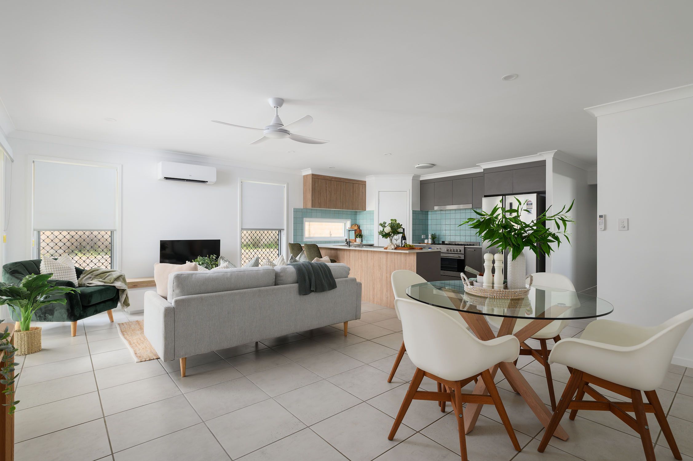 40 Excalibur Crescent, Southside, QLD 4570