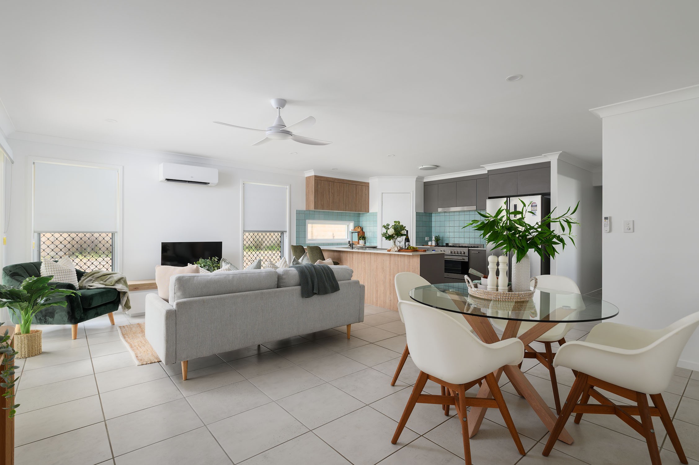 40 Excalibur Crescent, Southside, QLD 4570