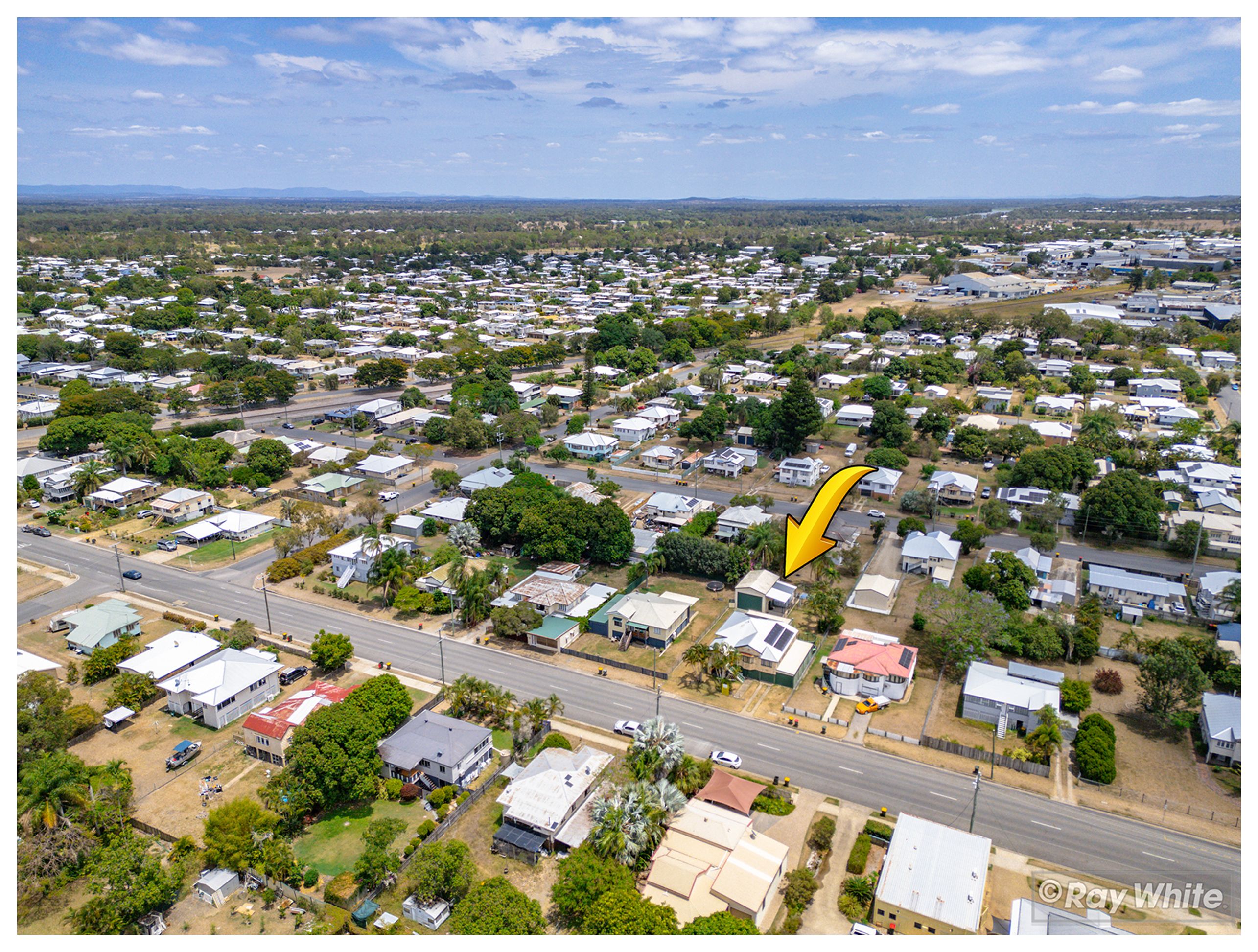 74 Main Street, Park Avenue, QLD 4701