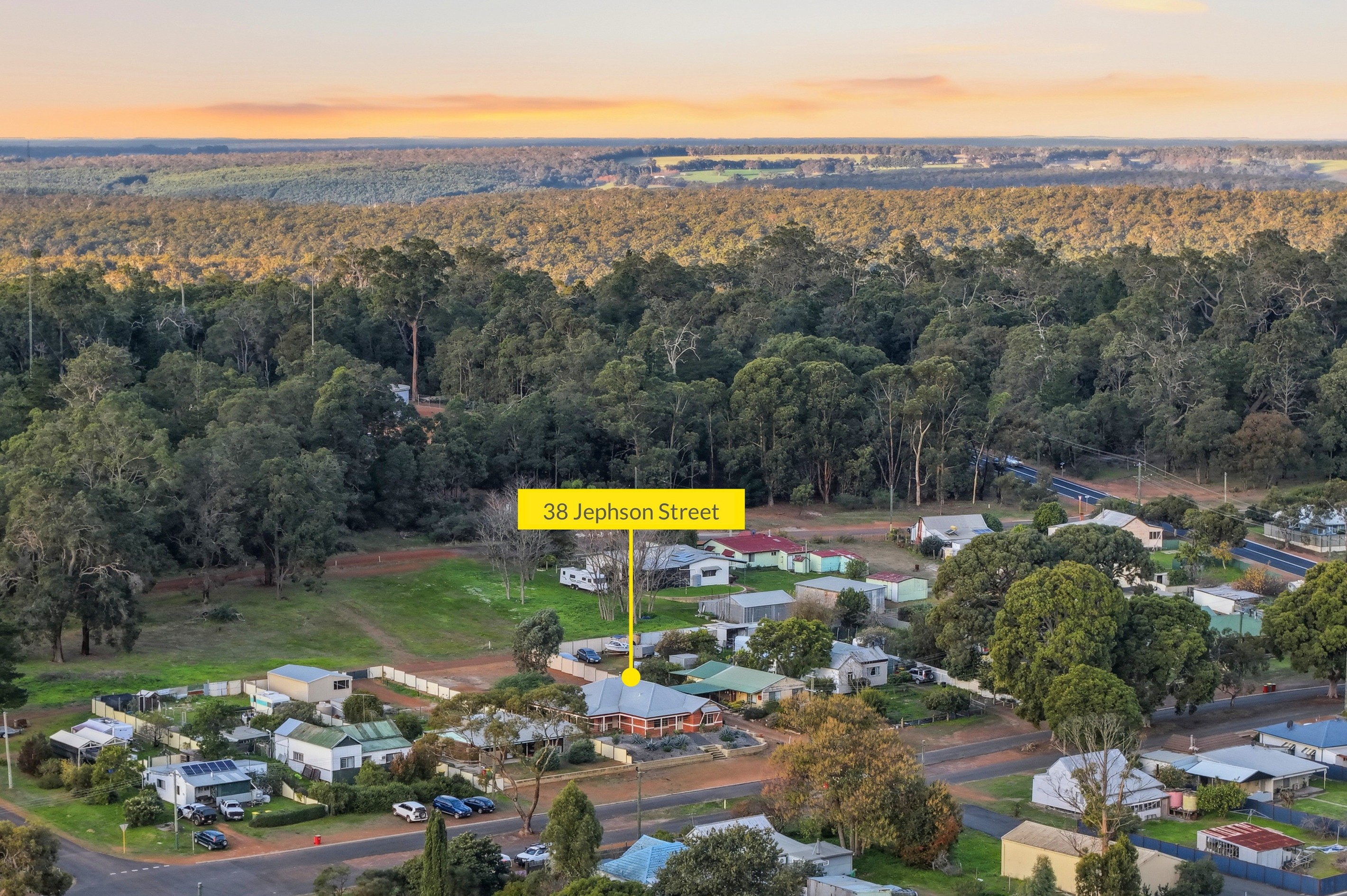 38 Jephson Street, Greenbushes, WA 6254