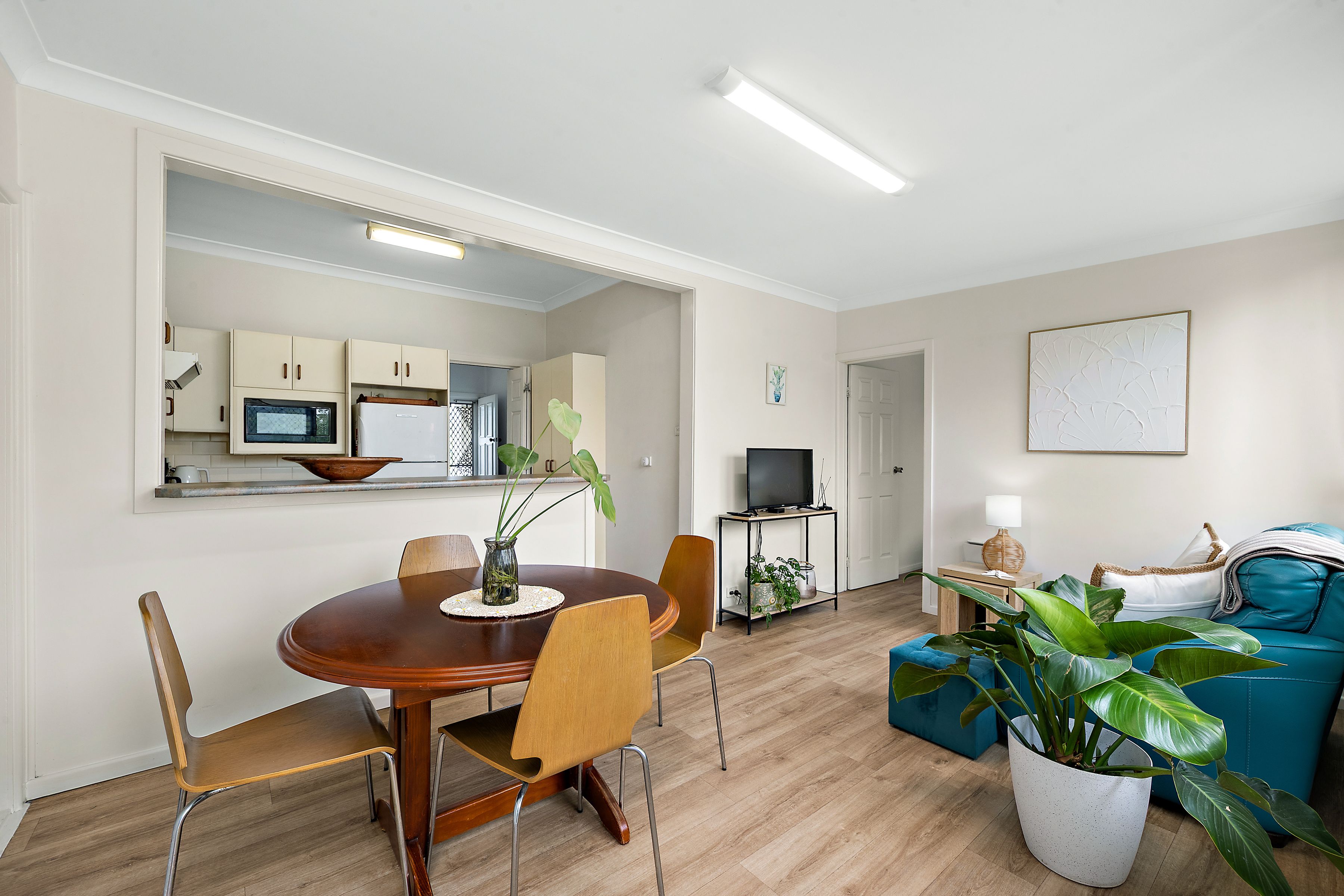 23 Hillsborough Road — photo 12 of 19