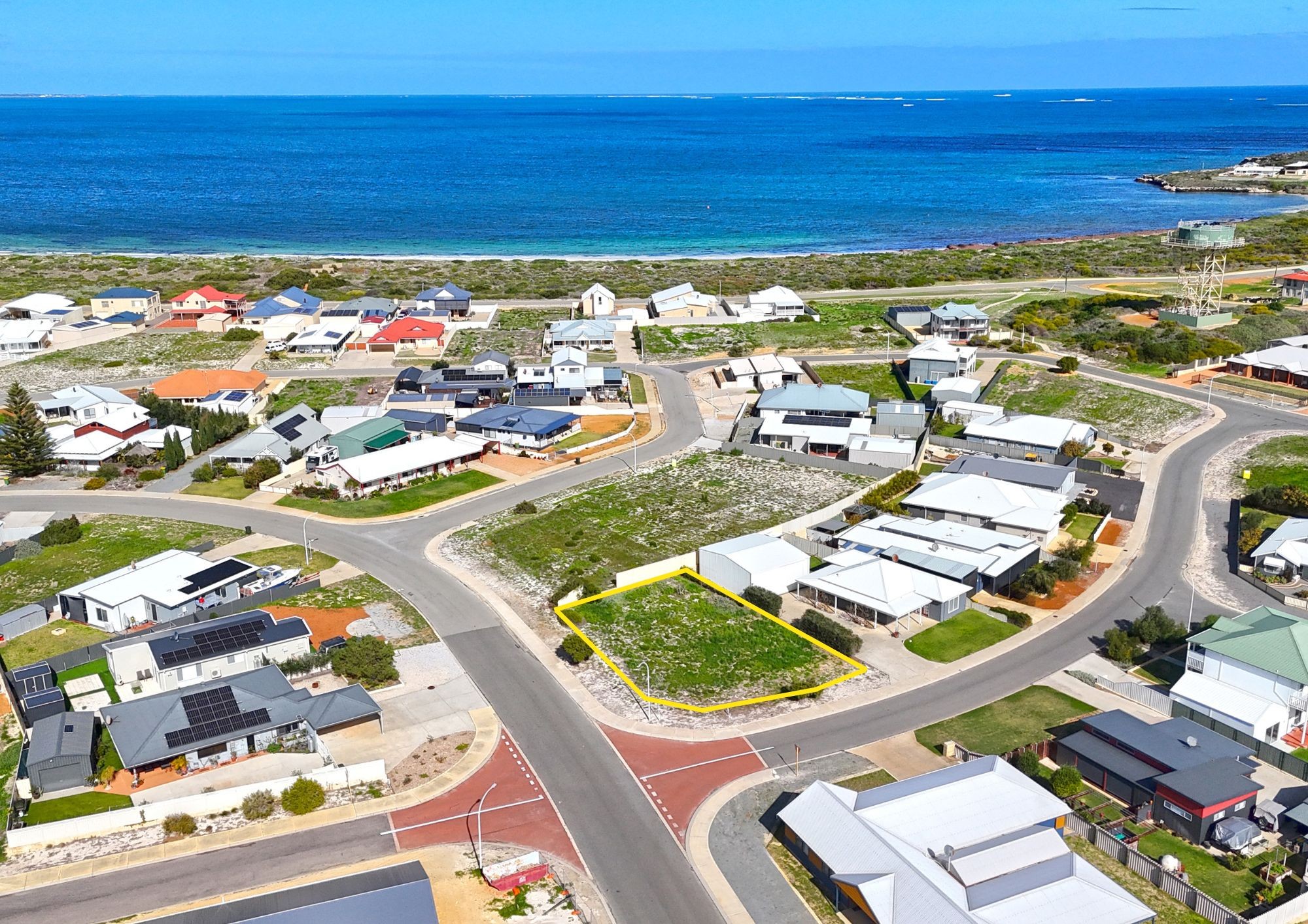 14 Hodgson Parkway, Green Head, WA 6514