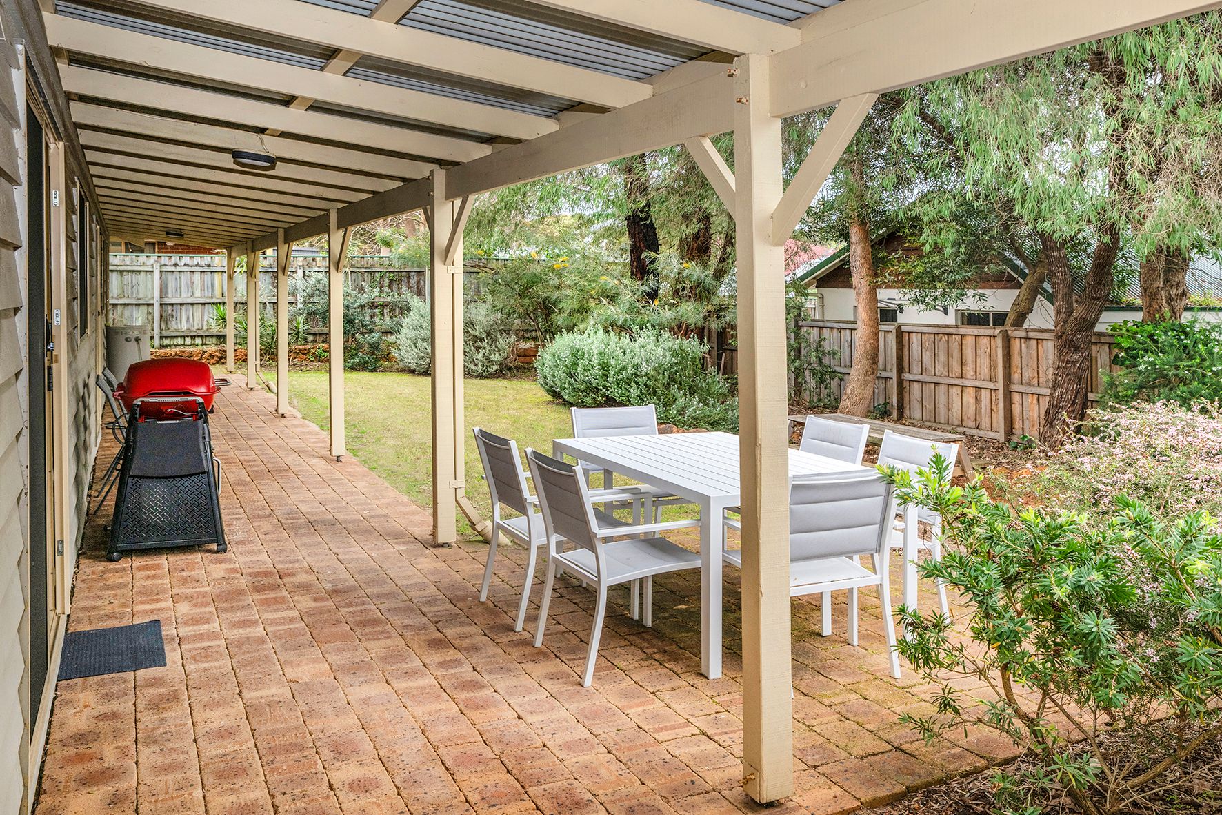 75 Naturaliste Terrace — photo 14 of 17