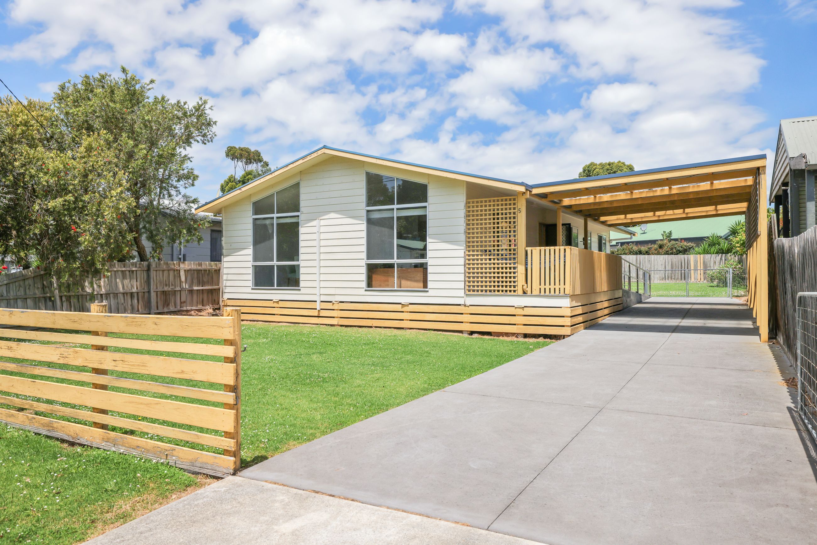 5 Terry Crescent, Wimbledon Heights VIC 3922