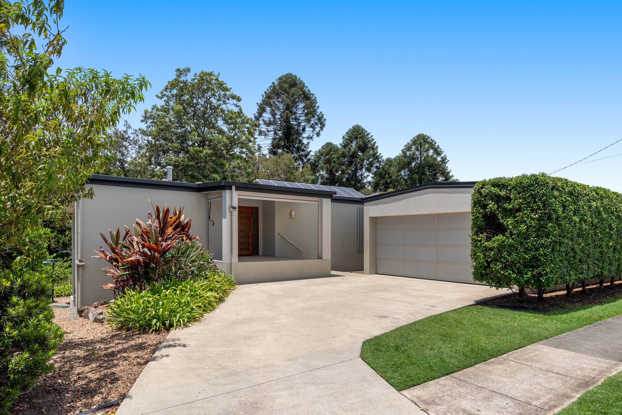 54-56 Granadilla Street, Macgregor, QLD 4109