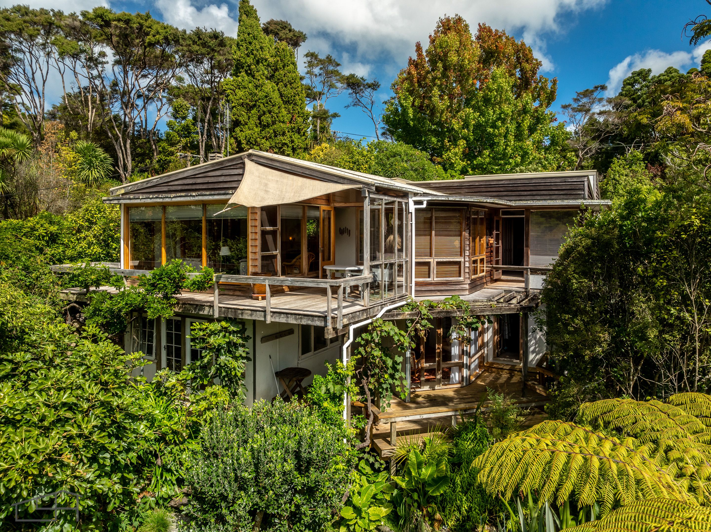 38 Opou Road, Titirangi, Waitakere City
