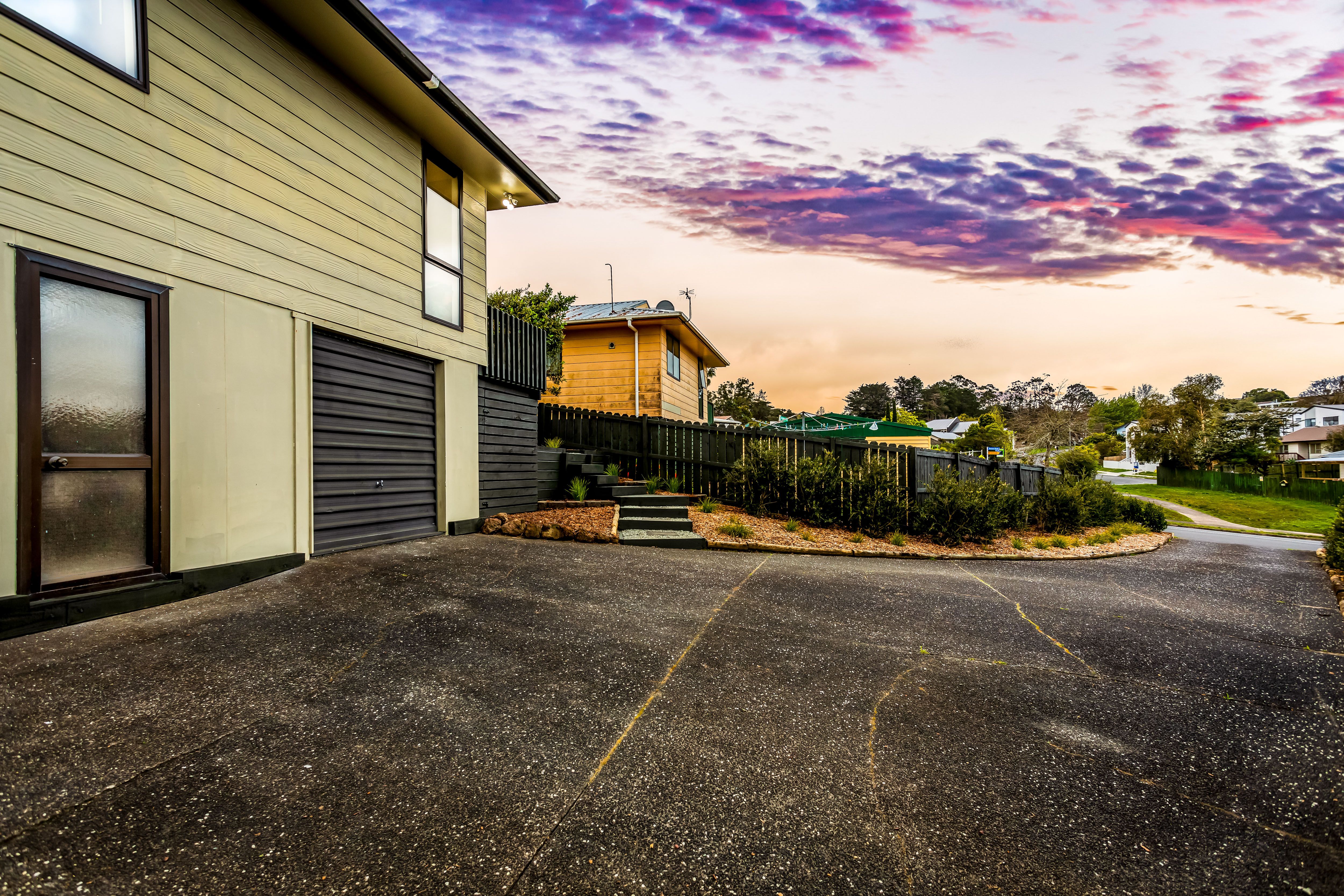 2/4 Elizabeth Drive, West Harbour, Waitakere City