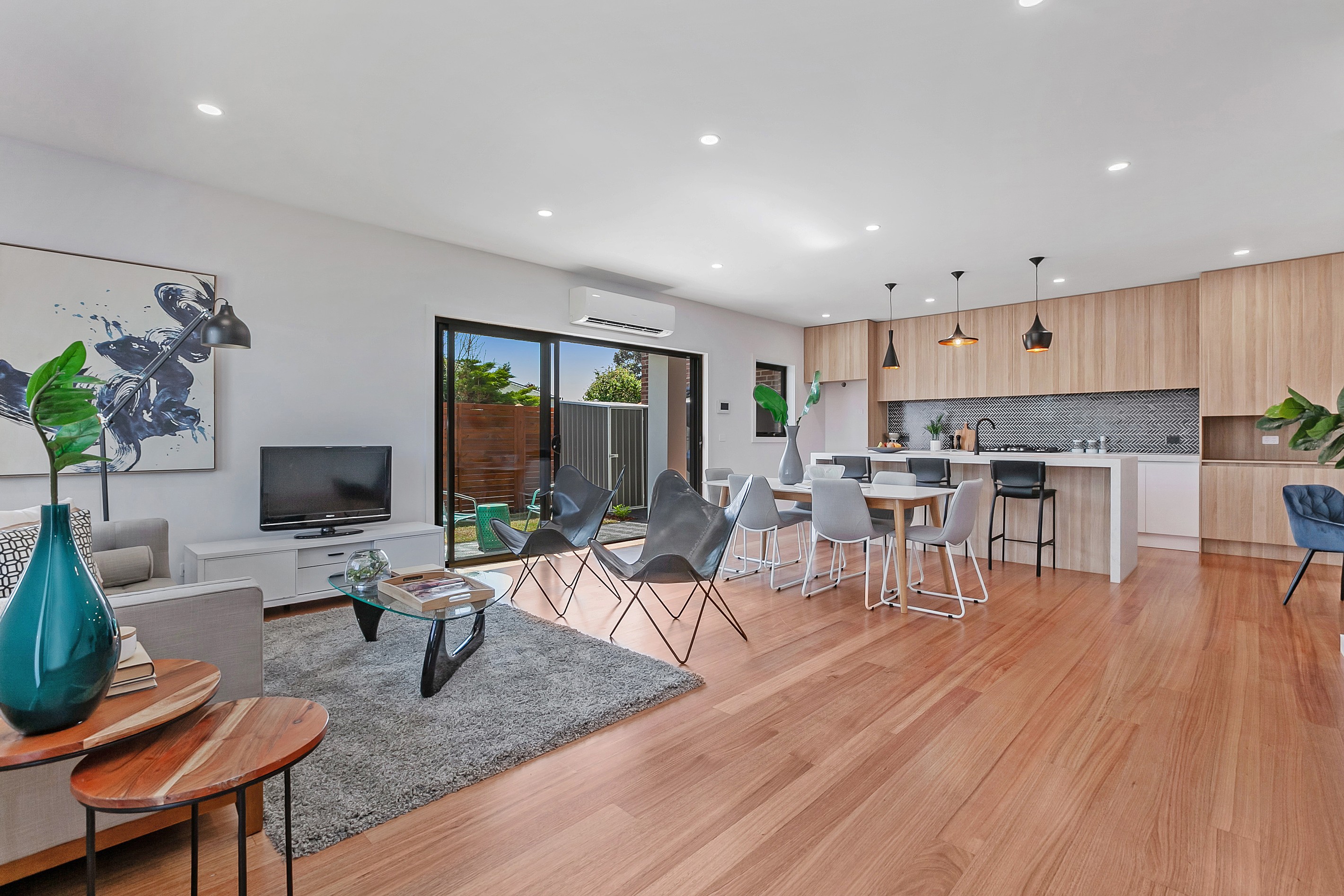 1/61 Darebin Boulevard, Reservoir, VIC 3073