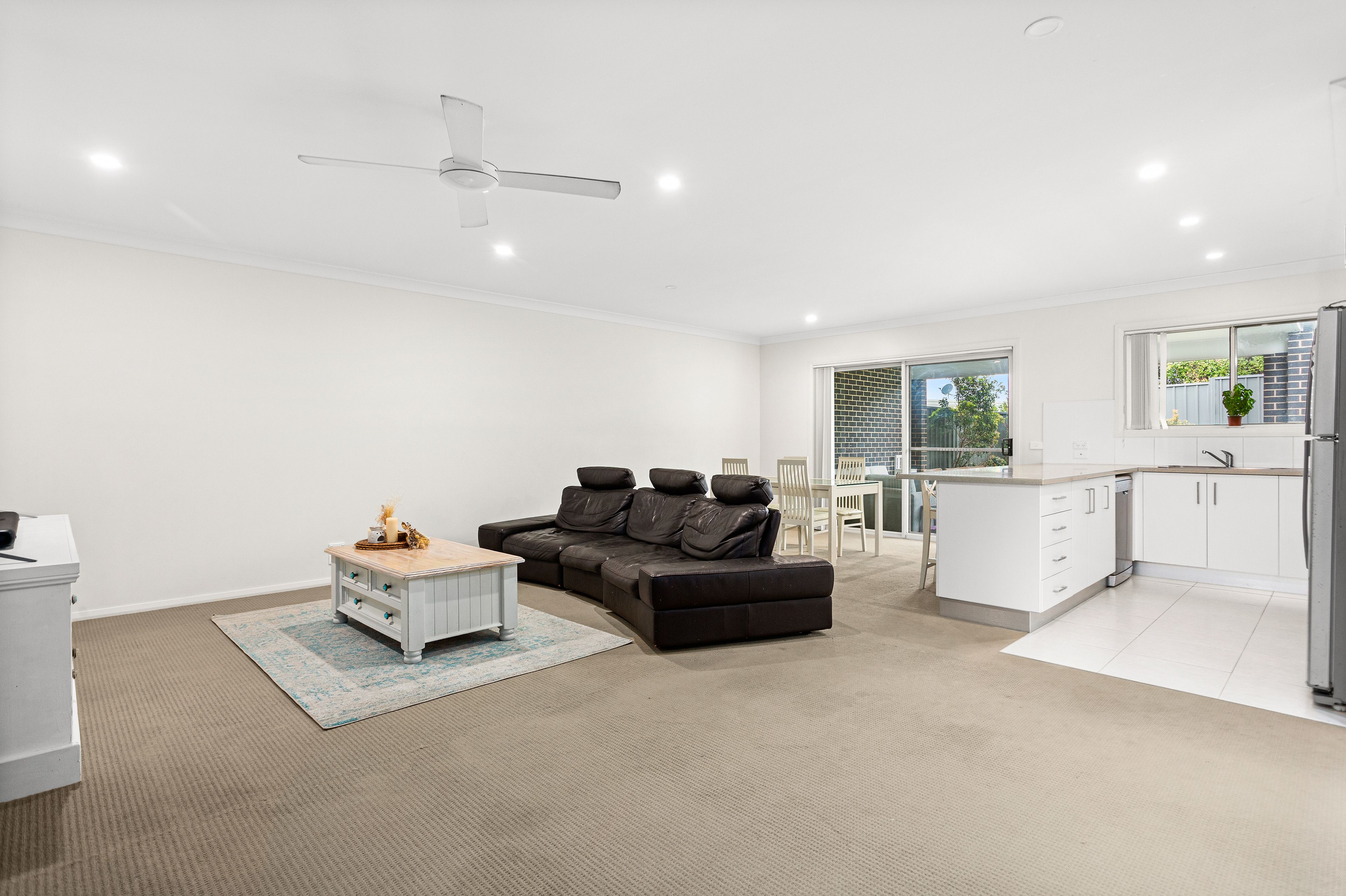 14 Elizabeth Circuit, Flinders, NSW 2529