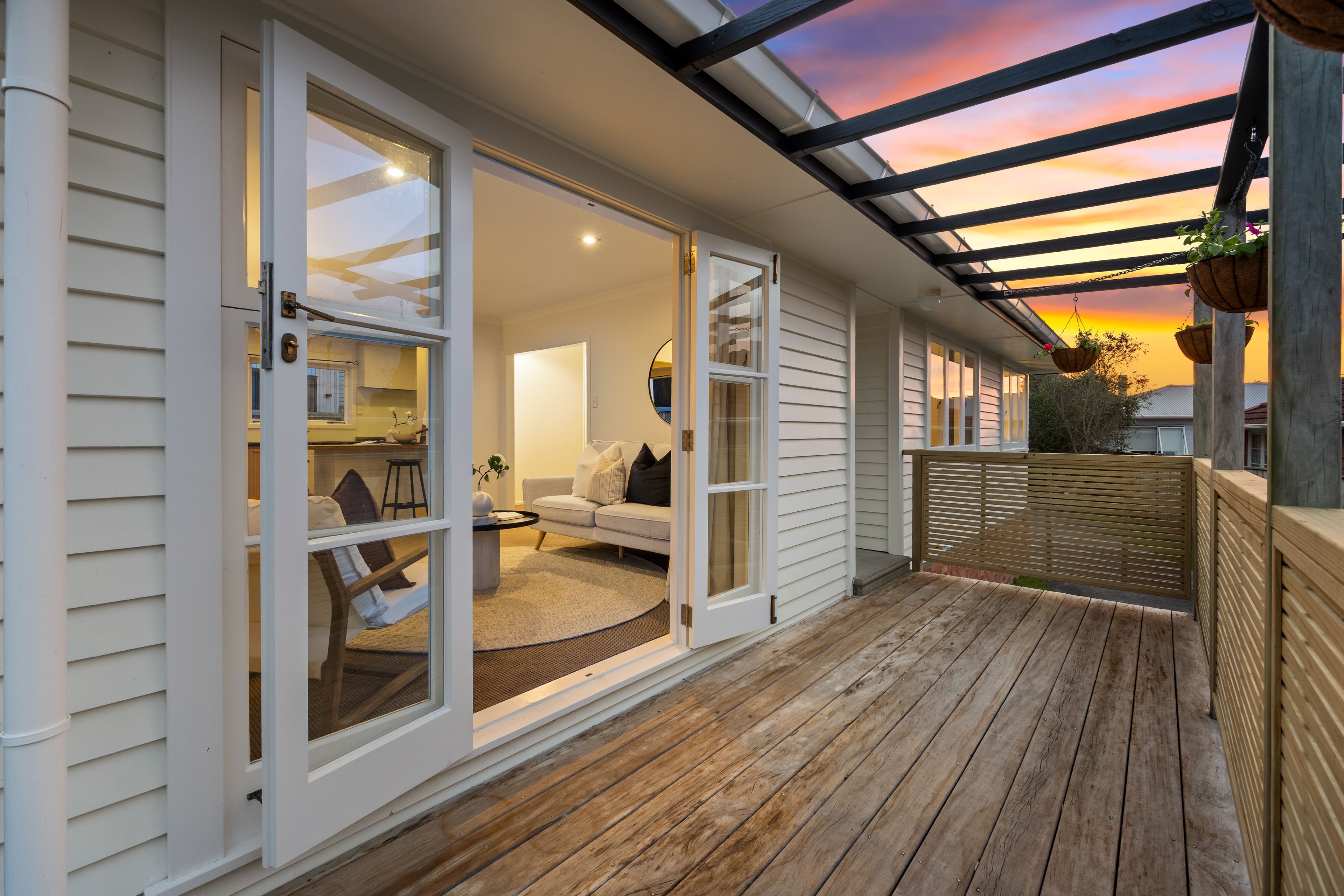 1/3 Mackenzie Street, Te Atatu South, Waitakere City