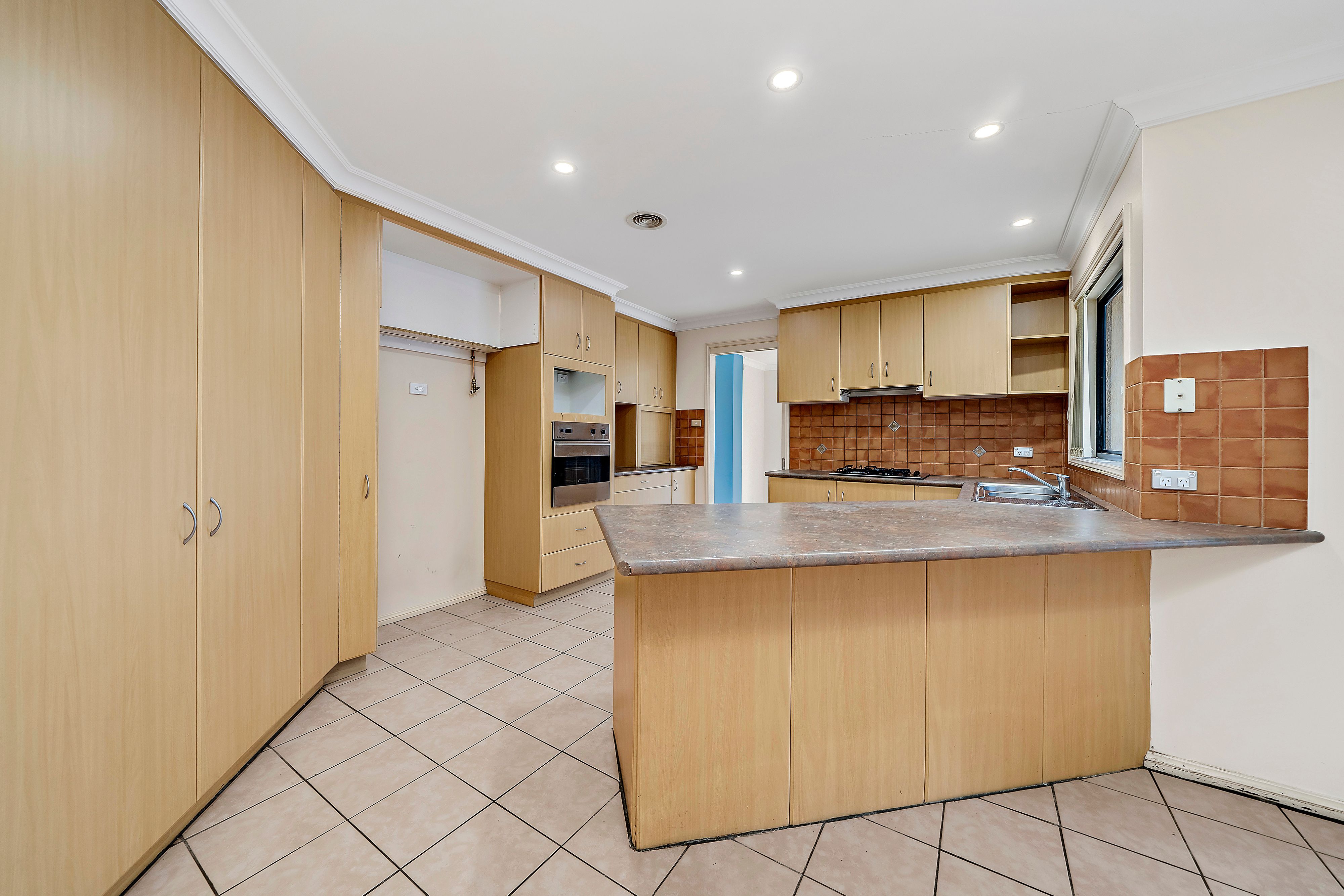7 Freestone Crescent, Jerrabomberra, NSW 2619