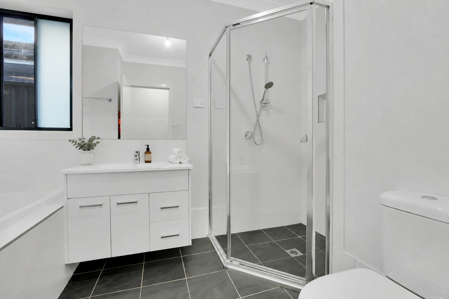 13 Wedgetail Avenue — photo 10 of 16