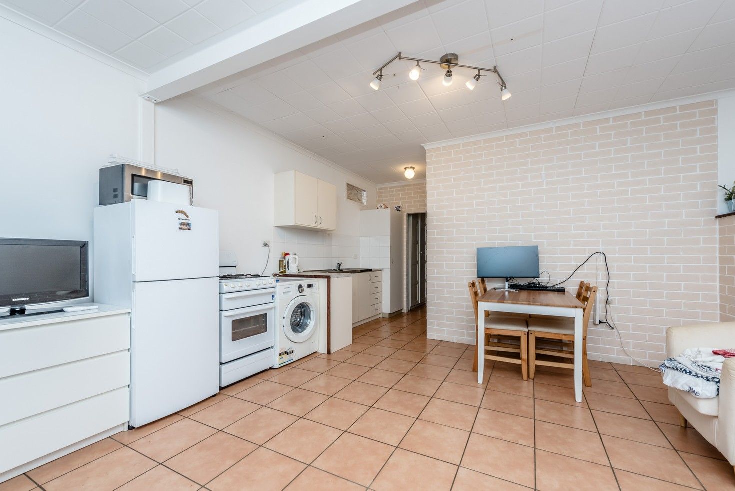 83 Gregory Street, Beachlands, WA 6530