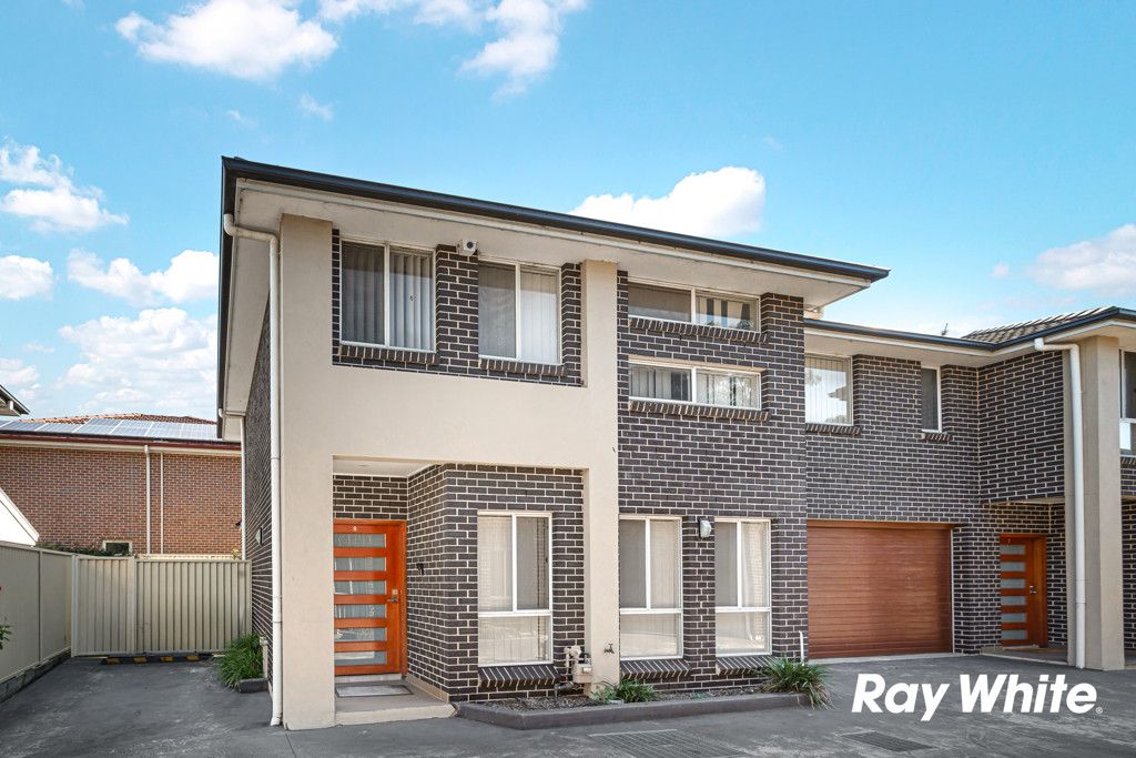 8/33 St Albans Road — photo from Ray White Schofields