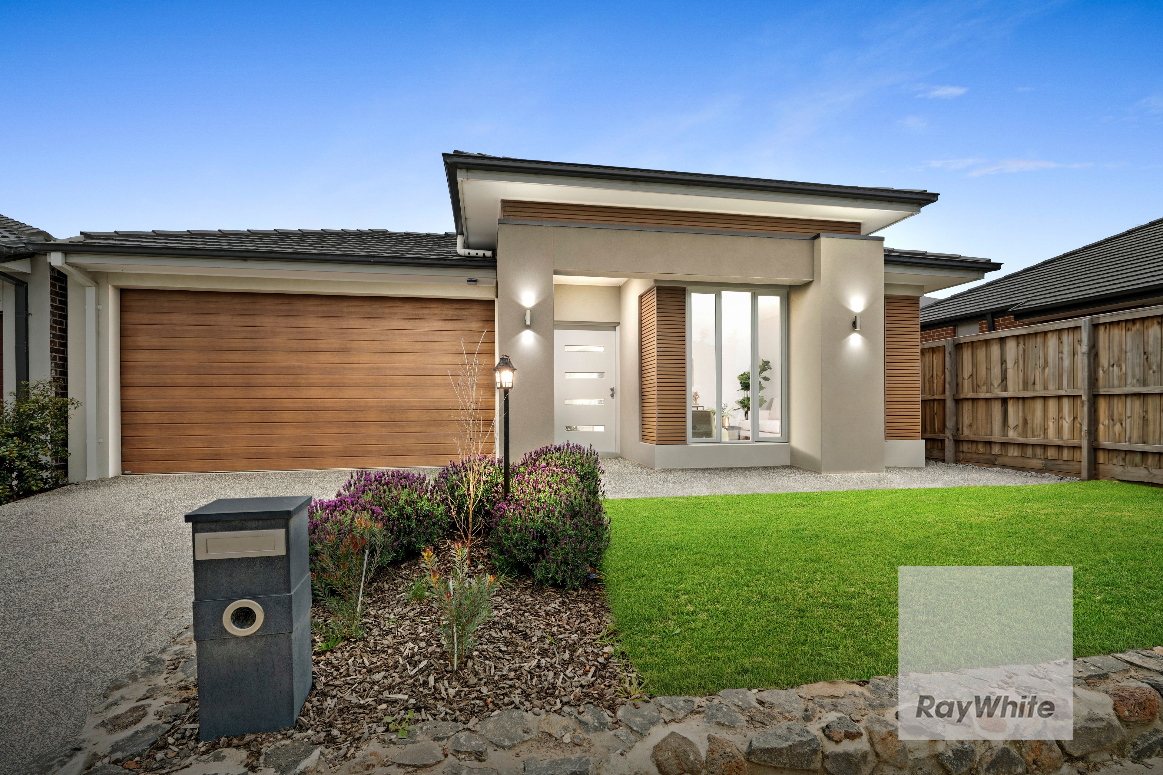 7 Demesne Drive — photo from Ray White Bundoora