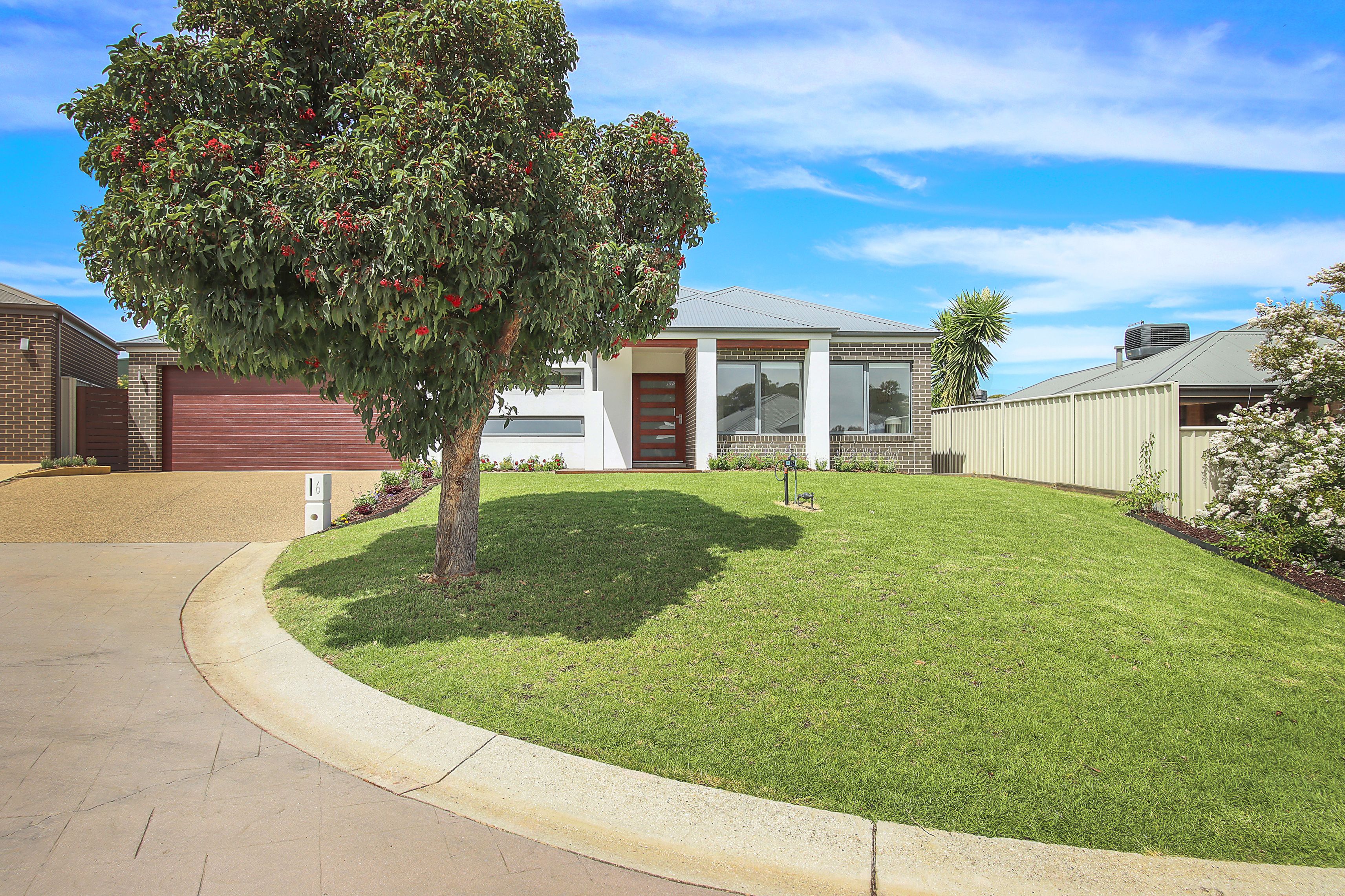 6 Pem Cove, Leneva, VIC 3691