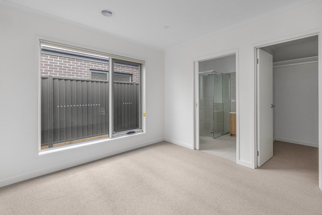 22 Soderstrom Street — photo 6 of 7