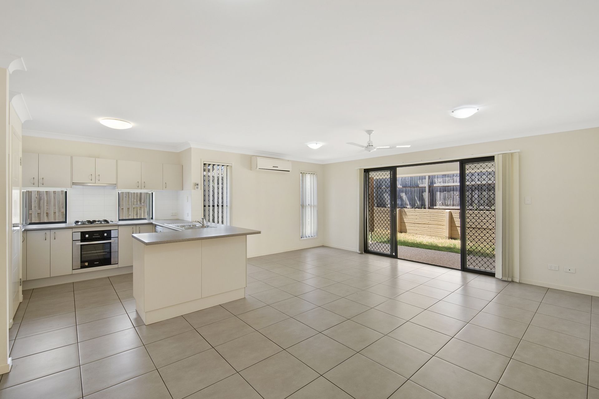 8 Palmer Street, North Lakes, QLD 4509