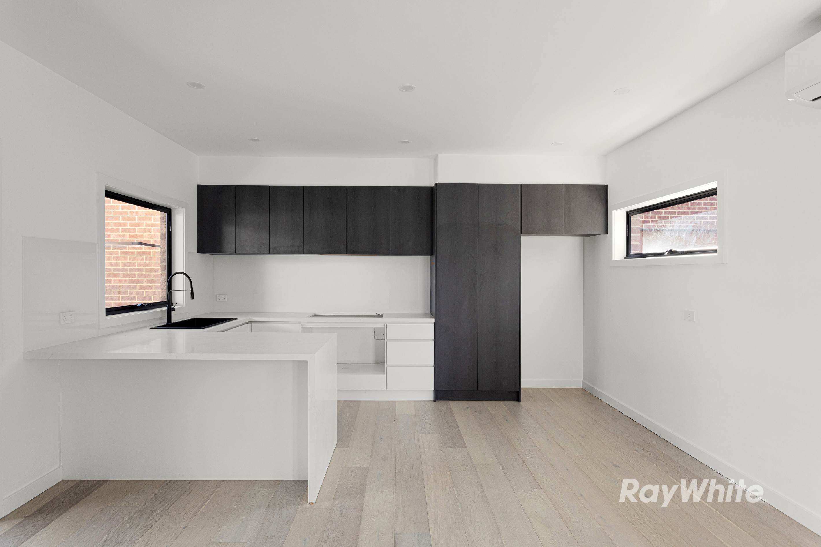 2/14 Eckford Street, Dandenong, VIC 3175