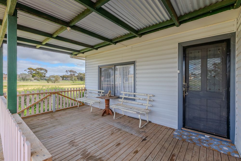 5-7 & 9 Goudie Street, Speed, VIC 3488