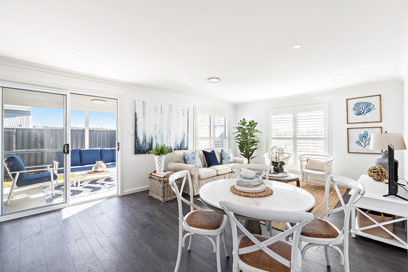 2 Butcherbird Crescent, Elermore Vale, NSW 2287
