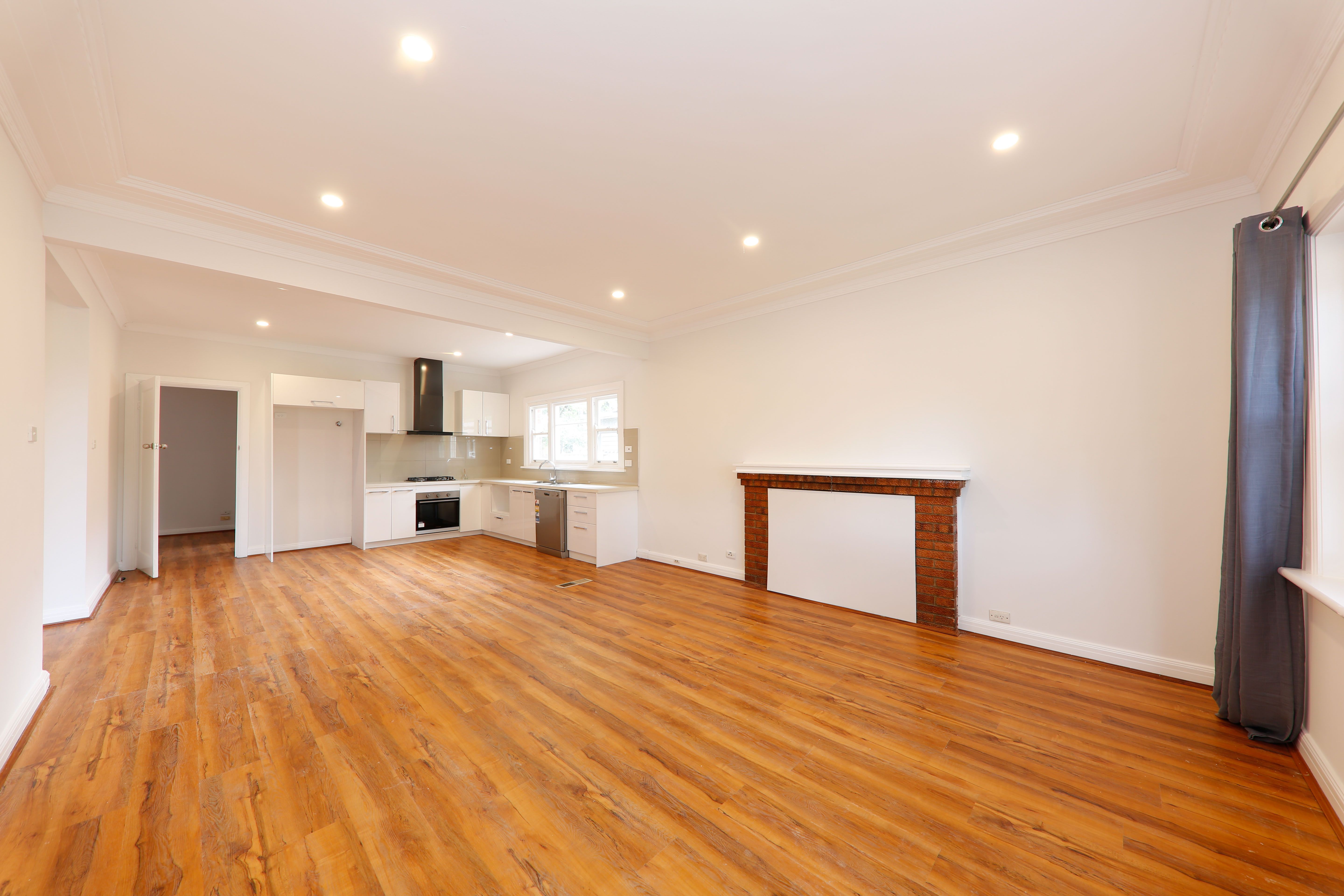 19 Hinkler Road, Glen Waverley, VIC 3150